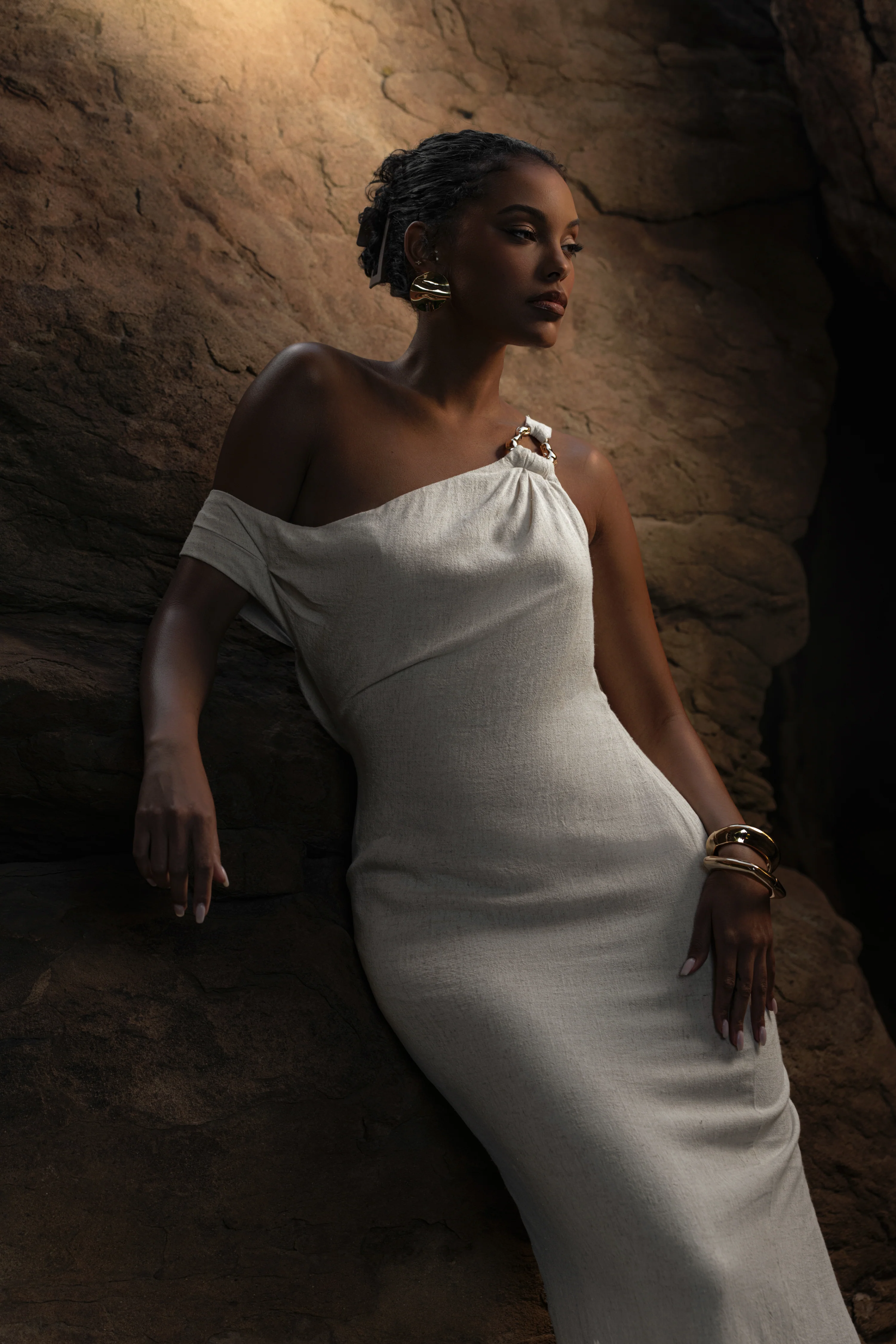 Beige Escape Linen Dress - Image 3