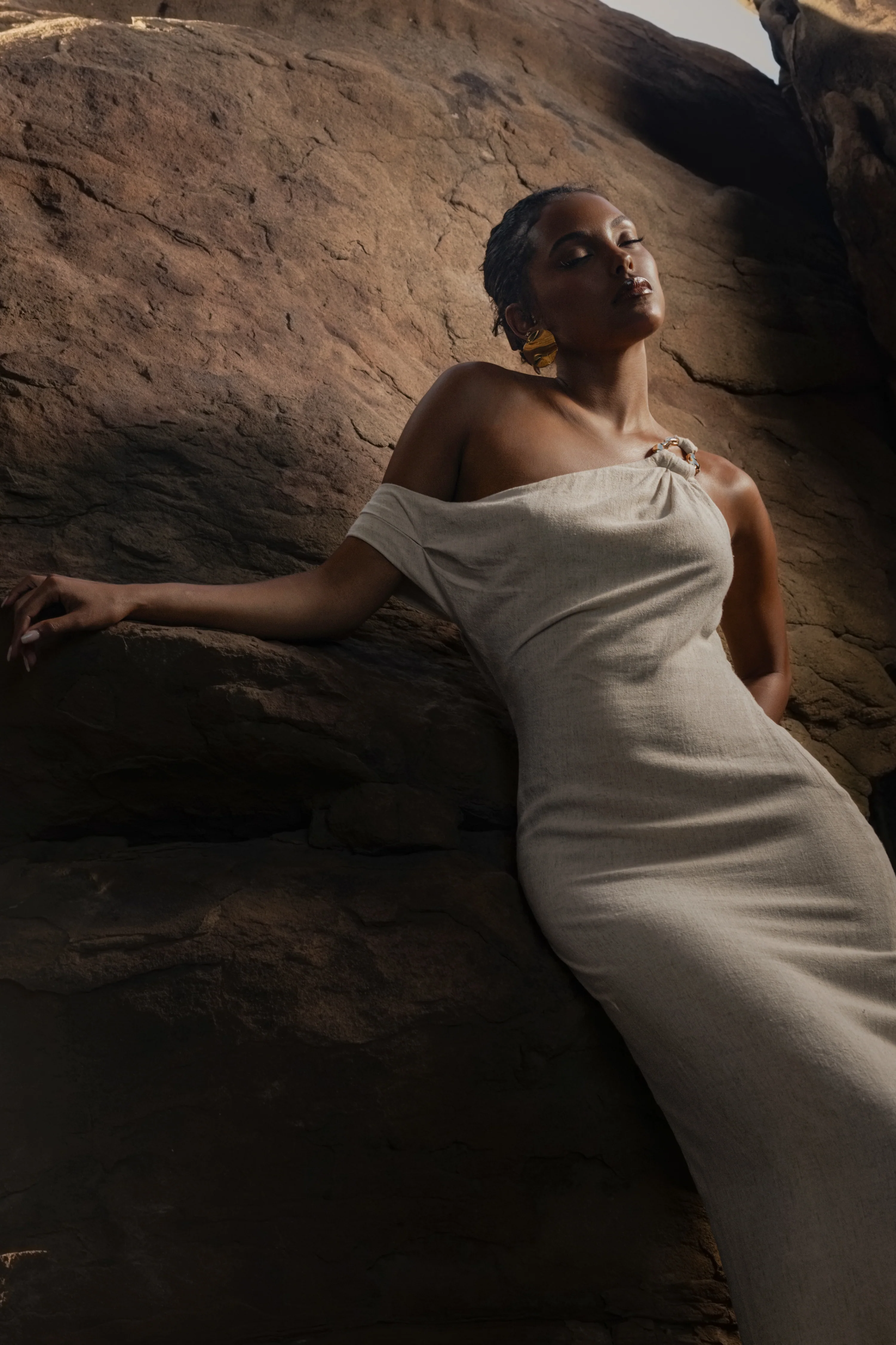 Beige Escape Linen Dress - Image 6