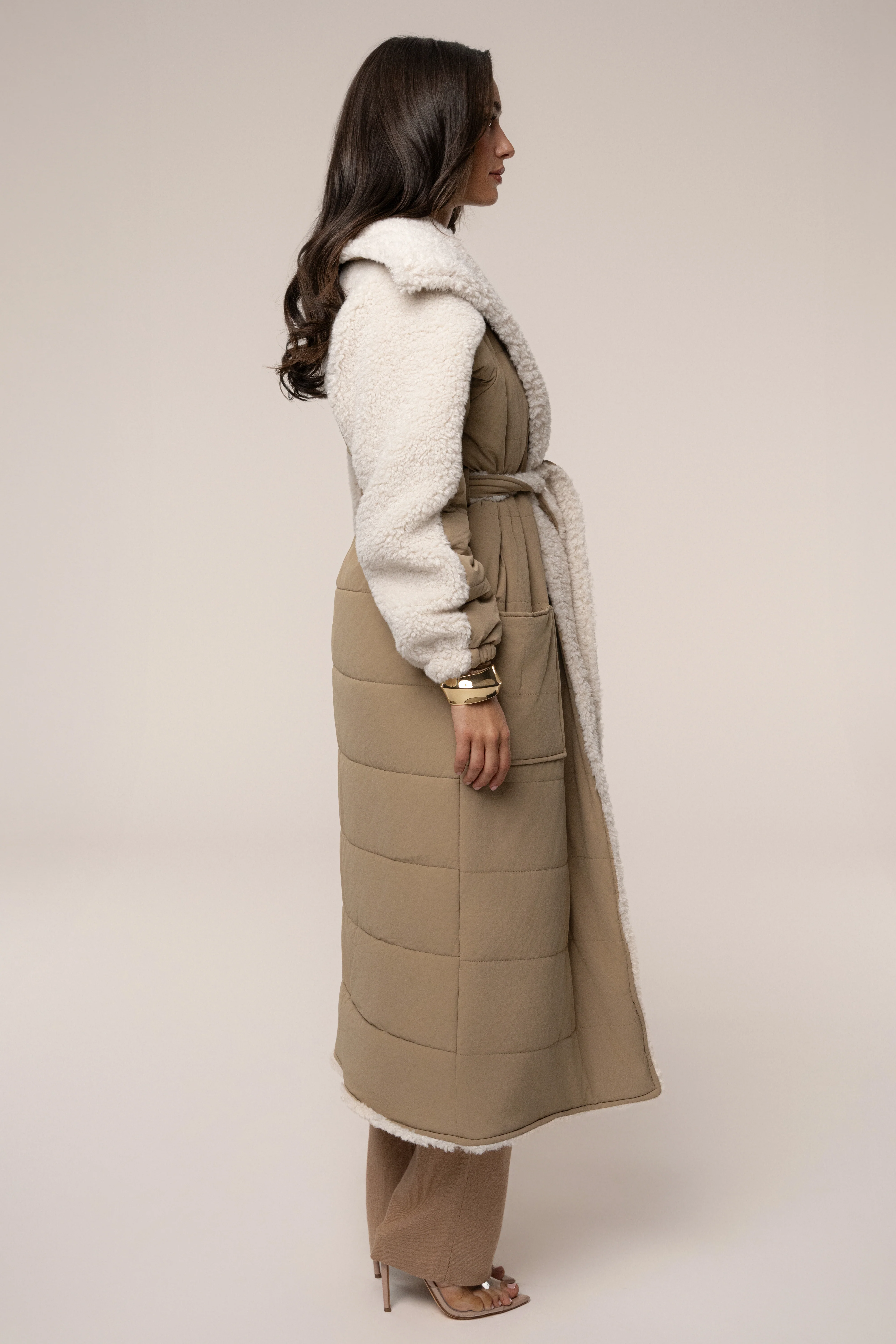 Beige/Ivory Contrast Sherpa Coat - Image 13