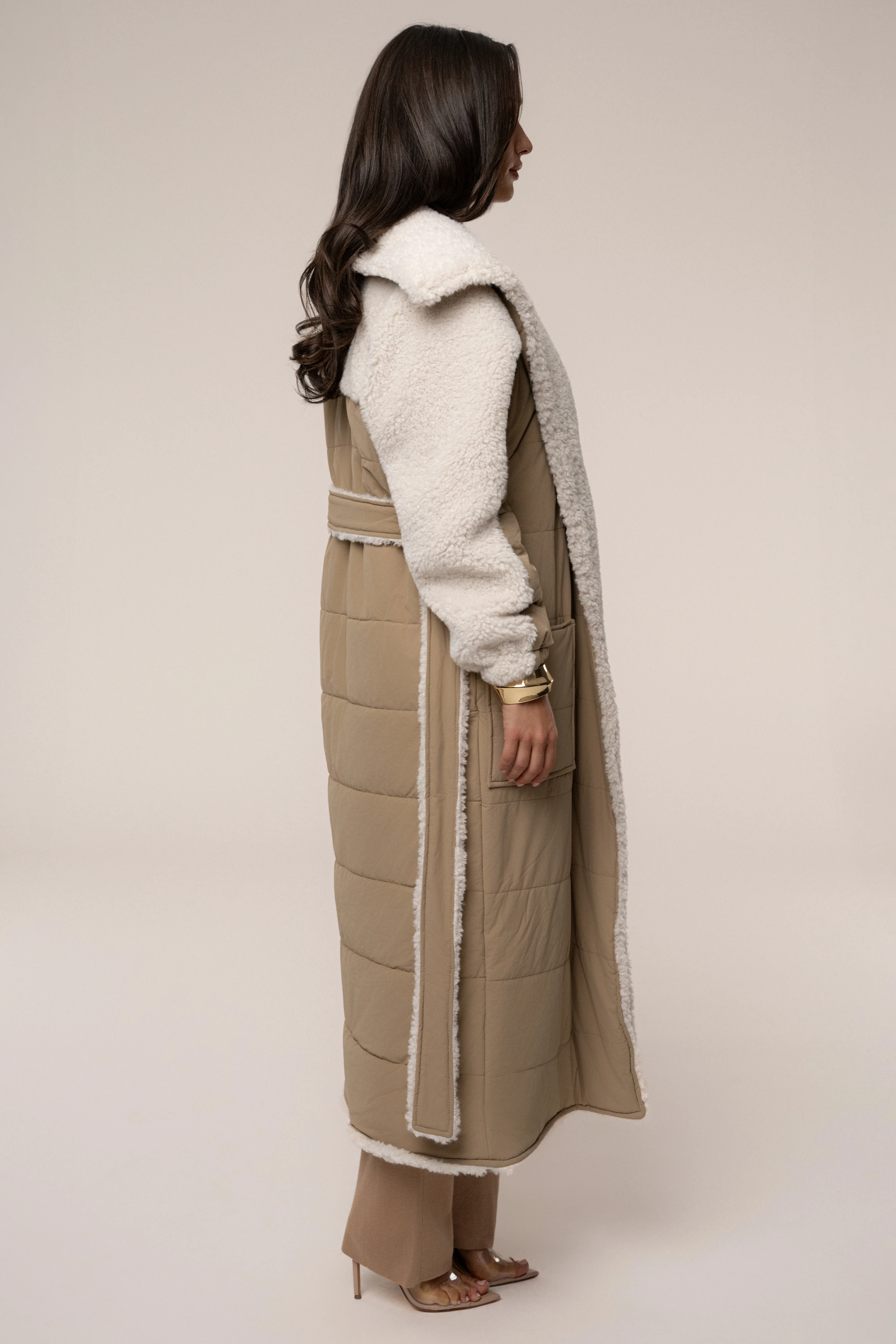 Beige/Ivory Contrast Sherpa Coat - Image 14