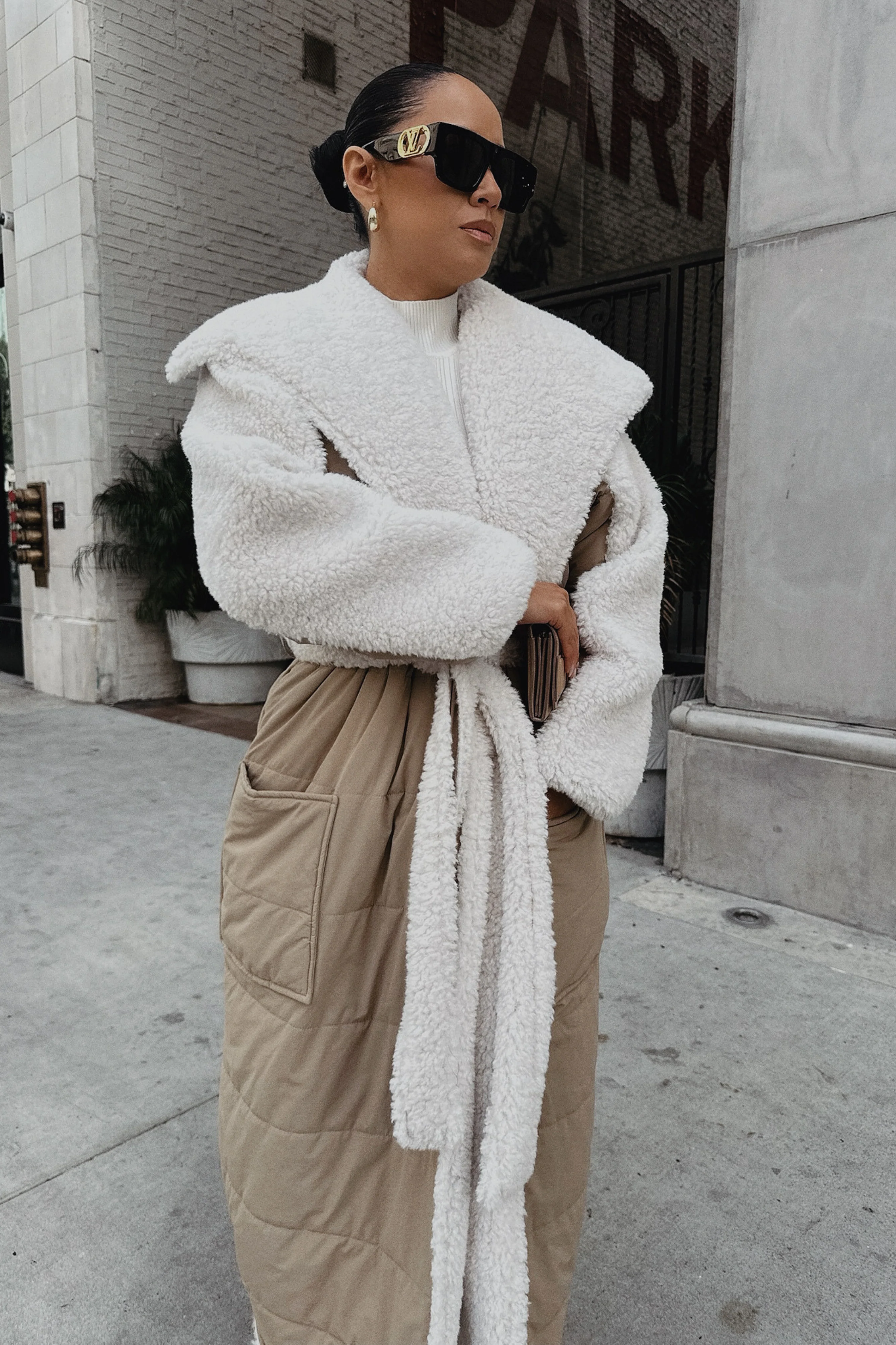 Beige/Ivory Contrast Sherpa Coat - Image 6