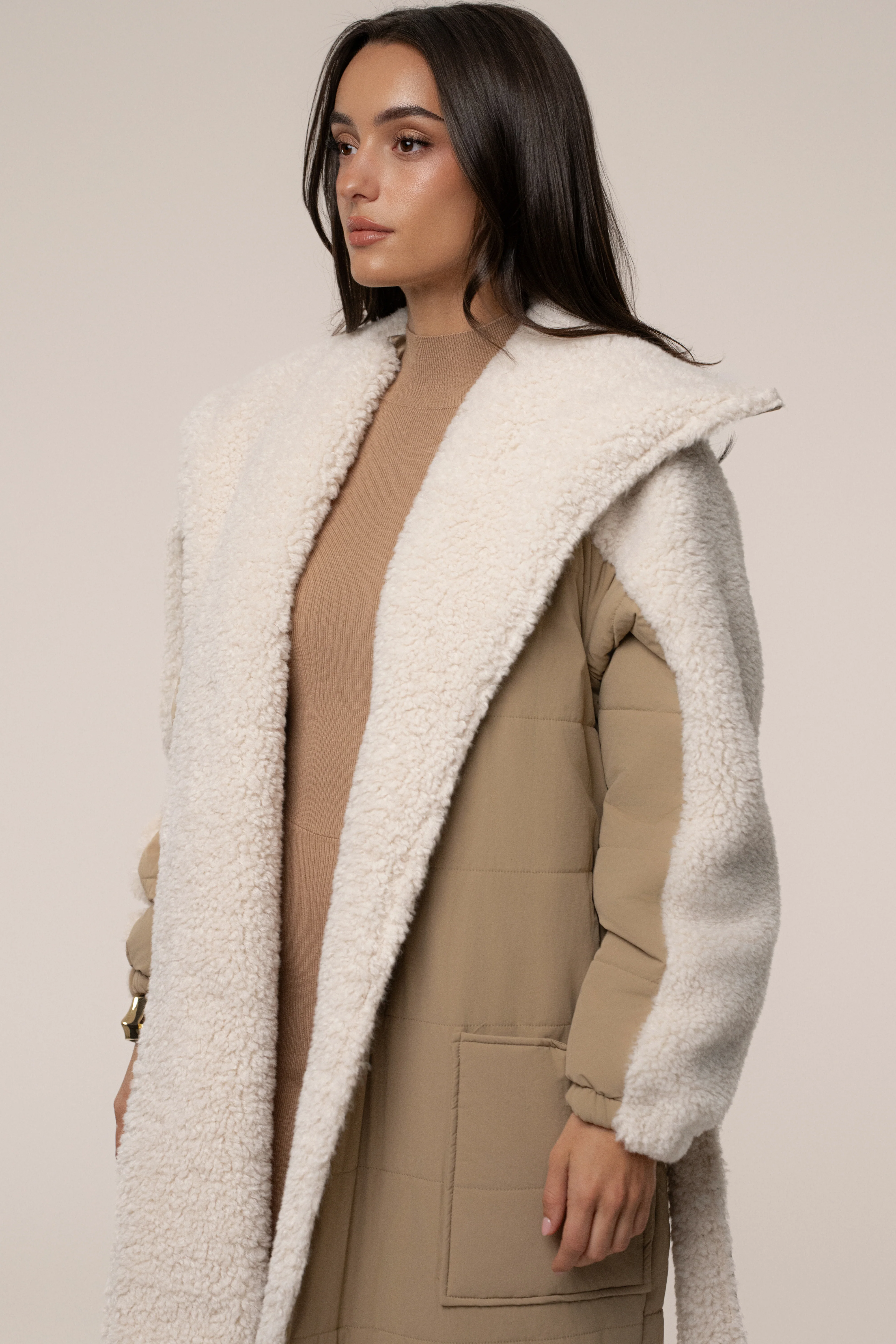 Beige/Ivory Contrast Sherpa Coat - Image 7