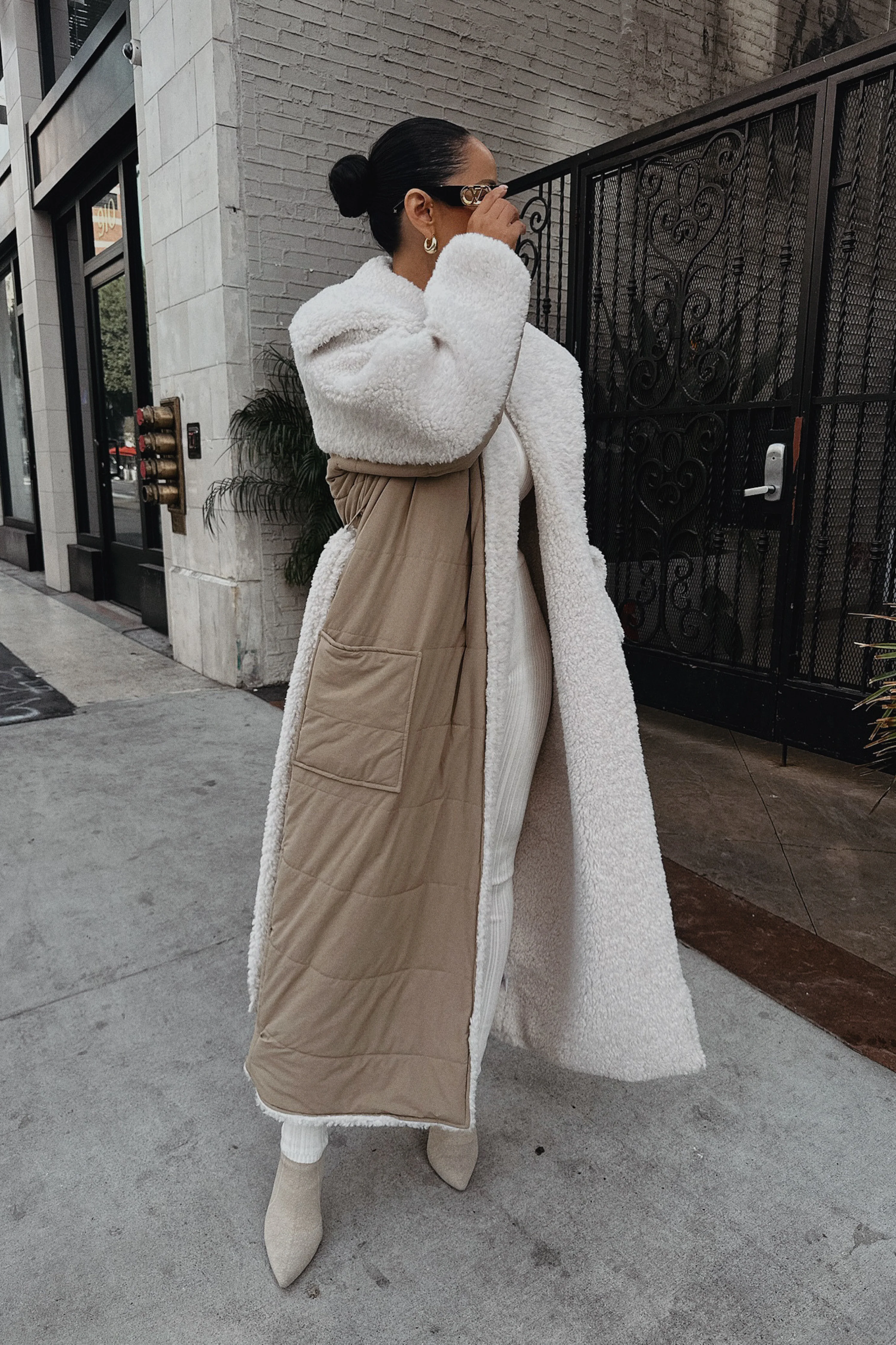 Beige/Ivory Contrast Sherpa Coat - Image 8