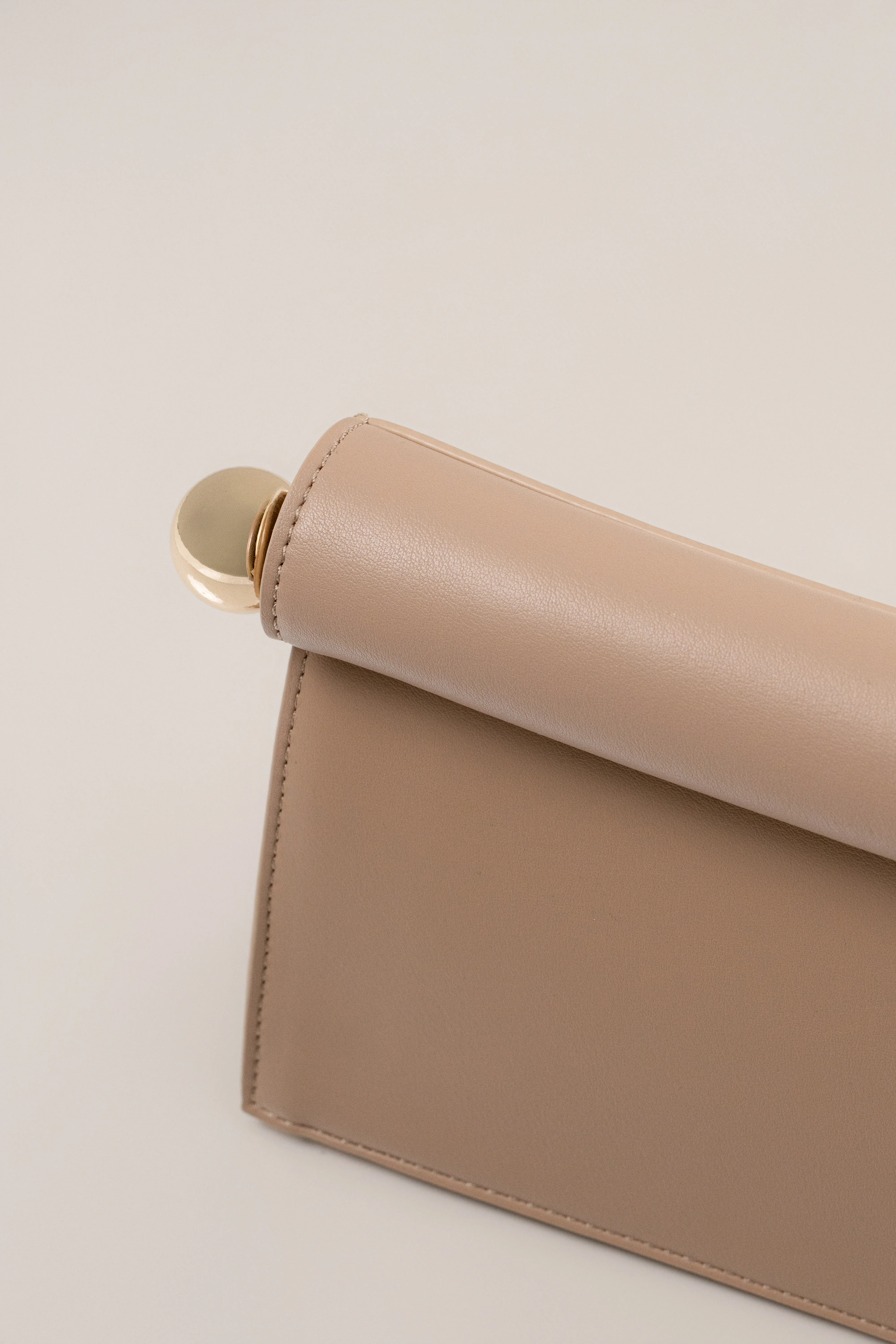 Beige New York Crossbody Bag - Image 5
