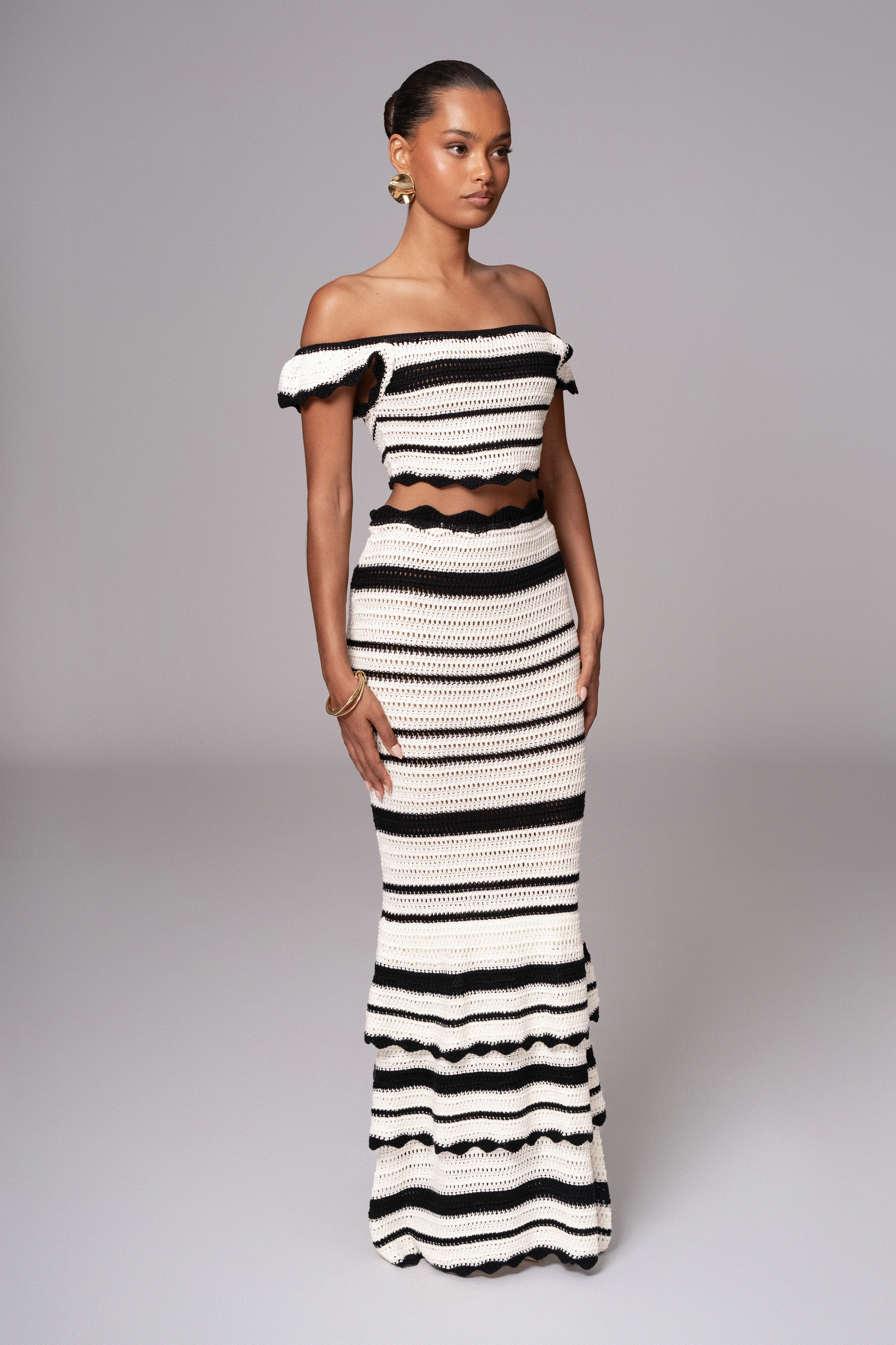 Black Corazon Ruffle Skirt Set - Image 15