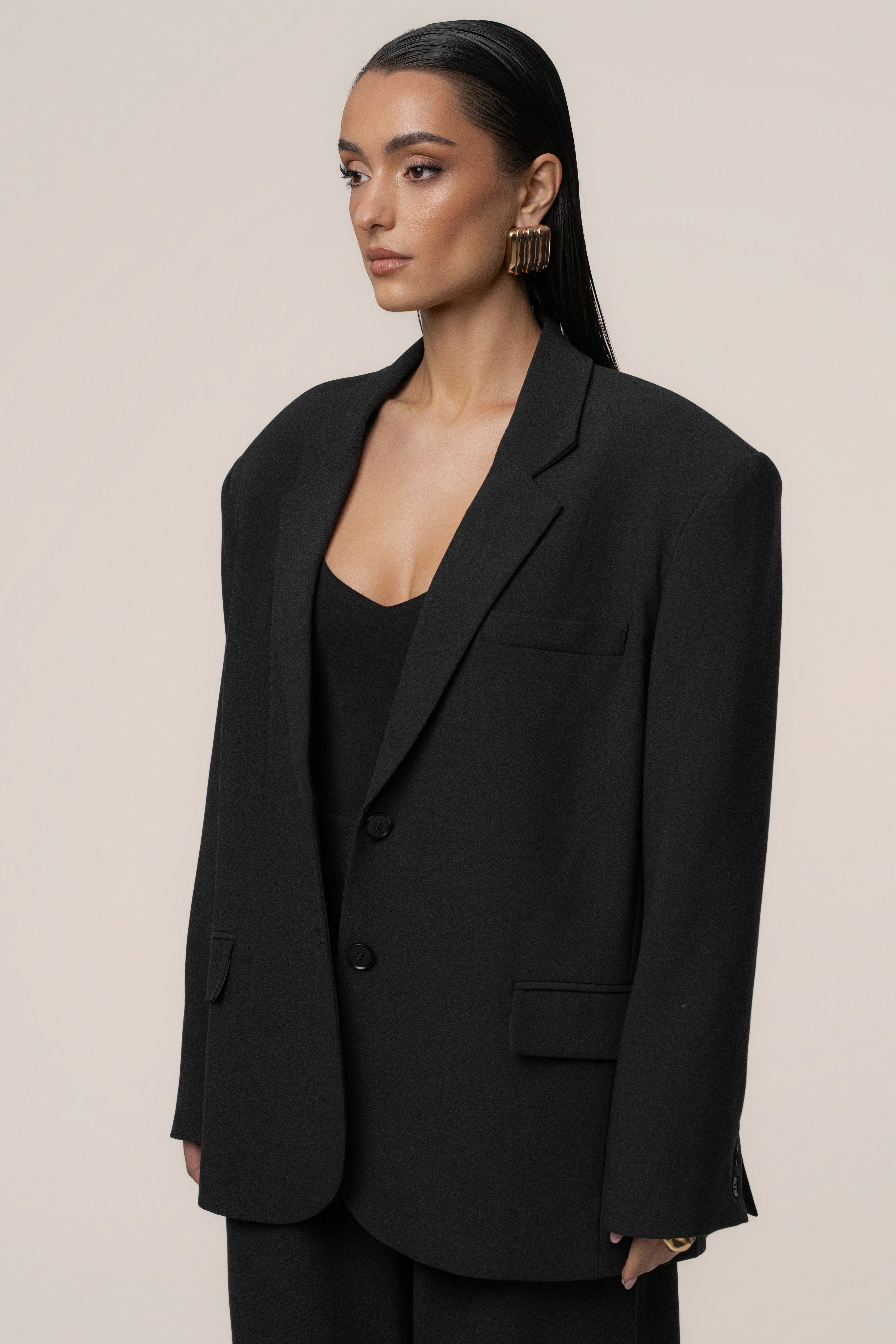 Black Core Standard Blazer - Image 3