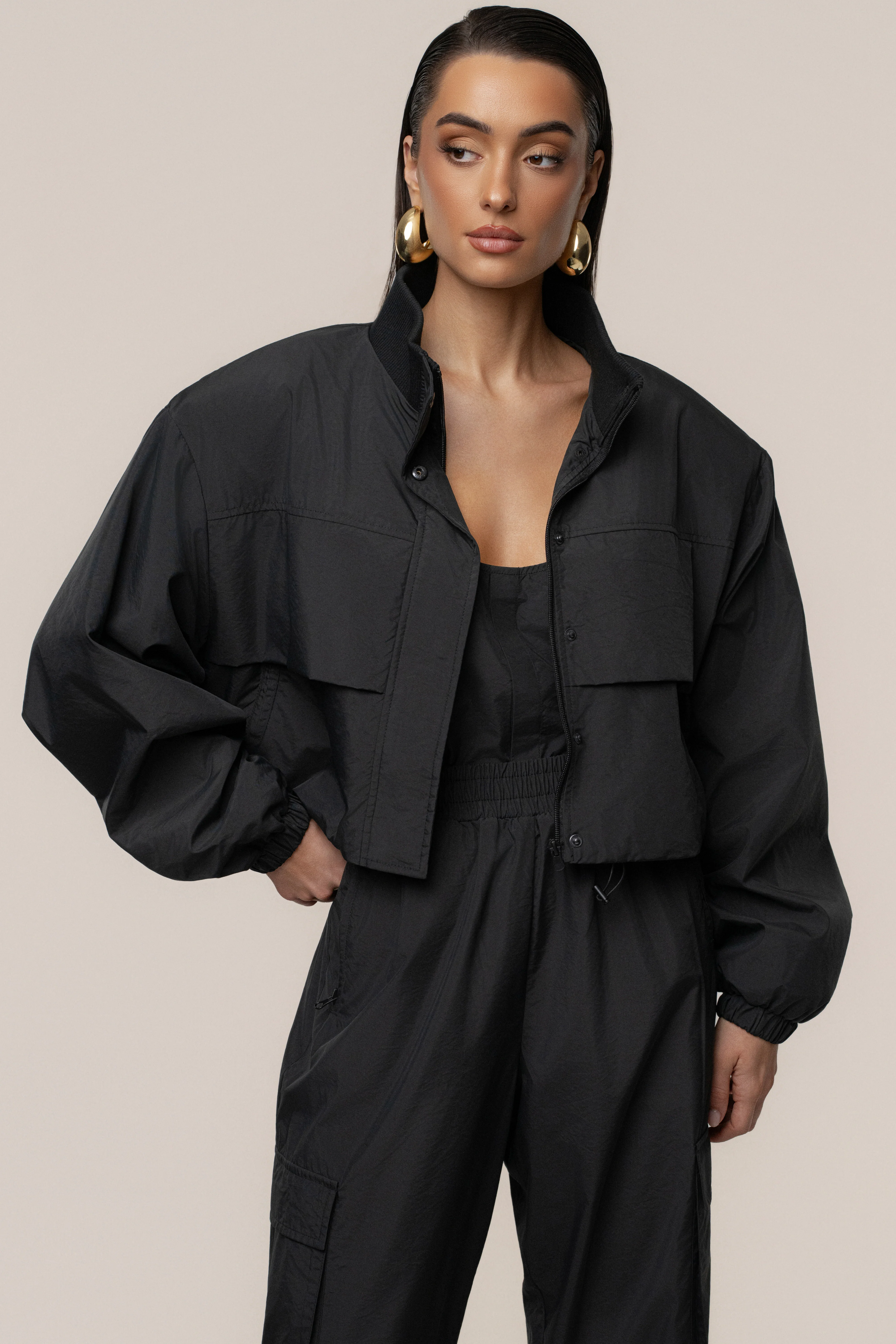 Black Endure Jacket - Image 9