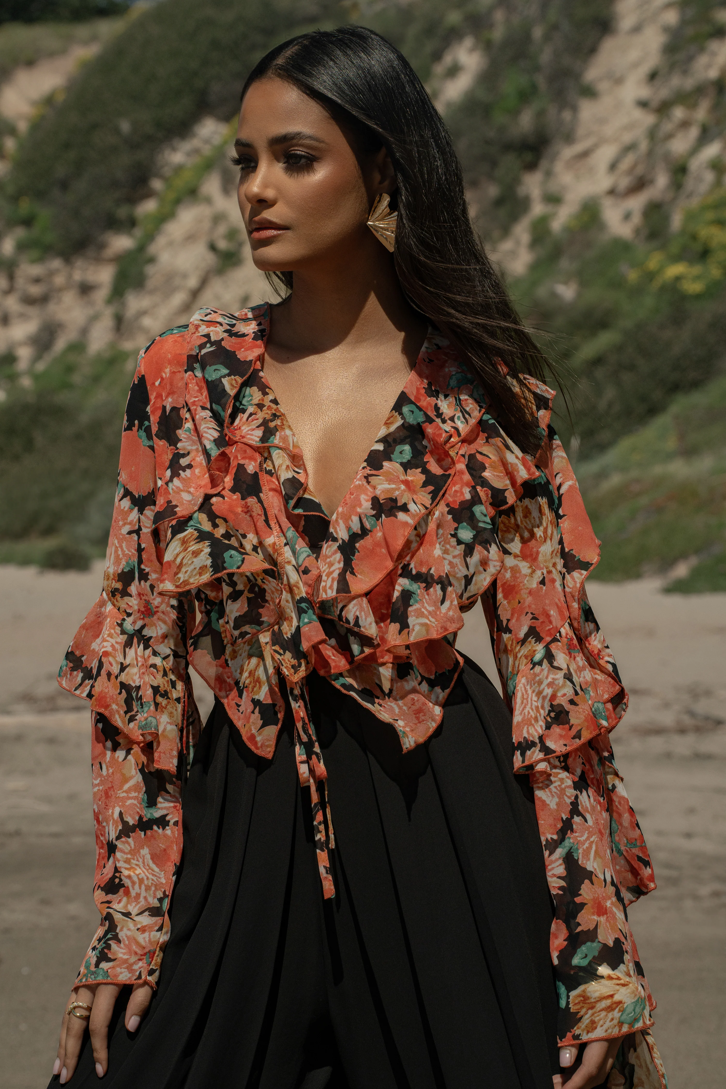 Black Floral Yvanna Ruffle Top - Image 16
