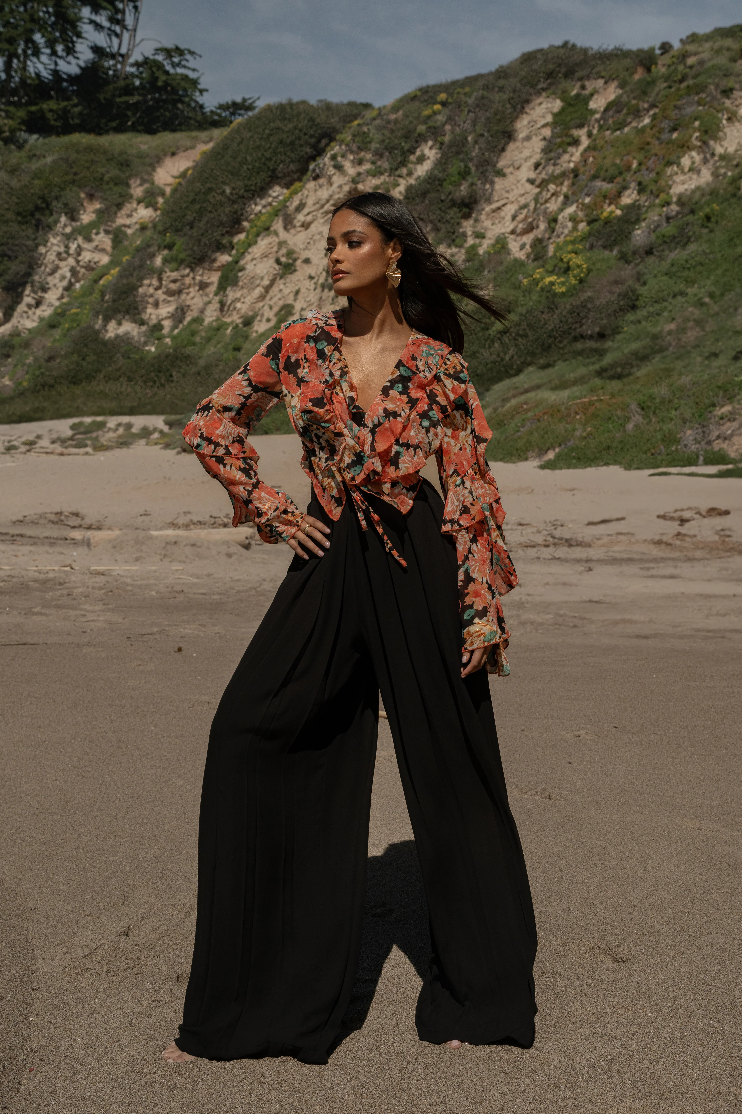 Black Floral Yvanna Ruffle Top - Image 19