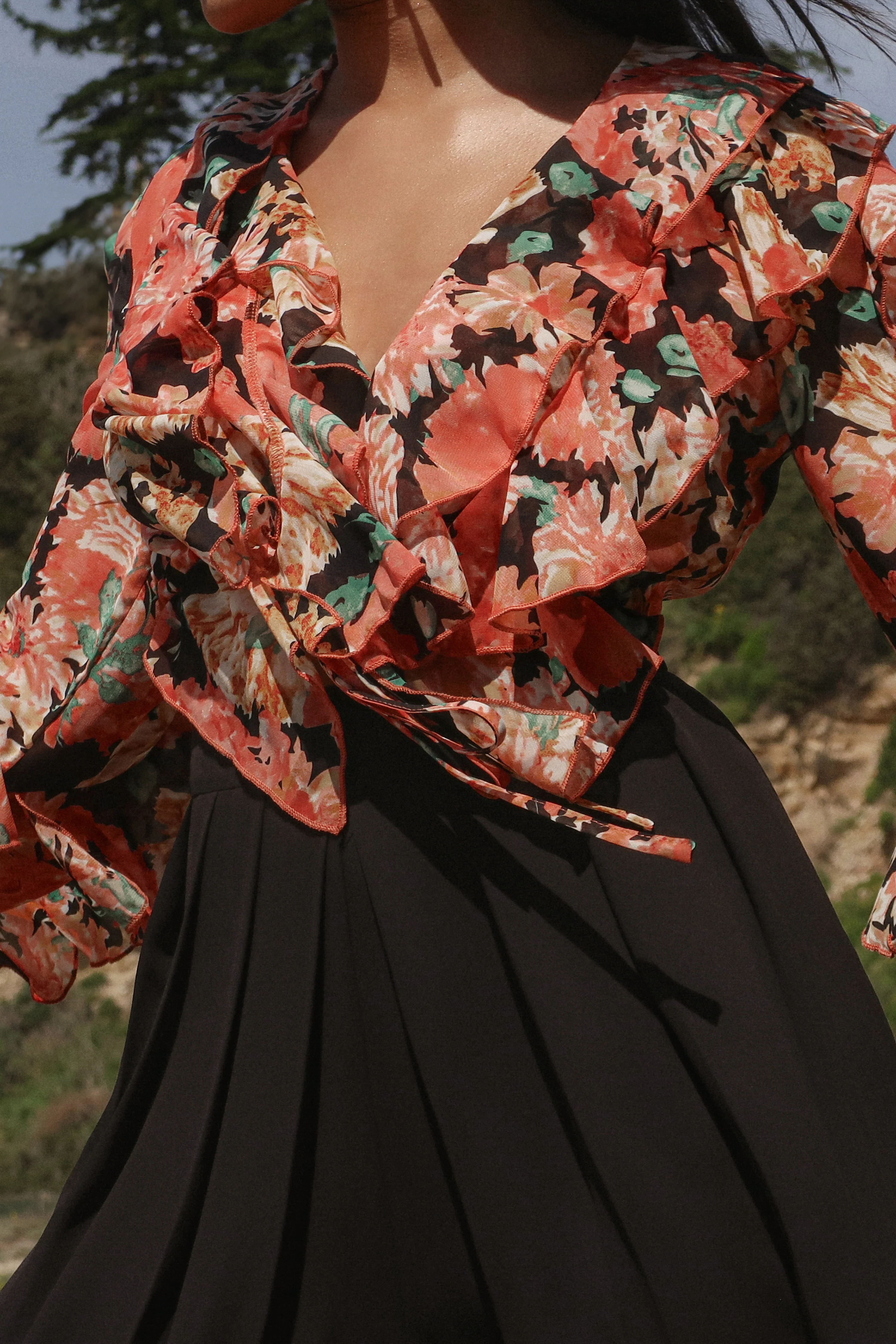 Black Floral Yvanna Ruffle Top - Image 20