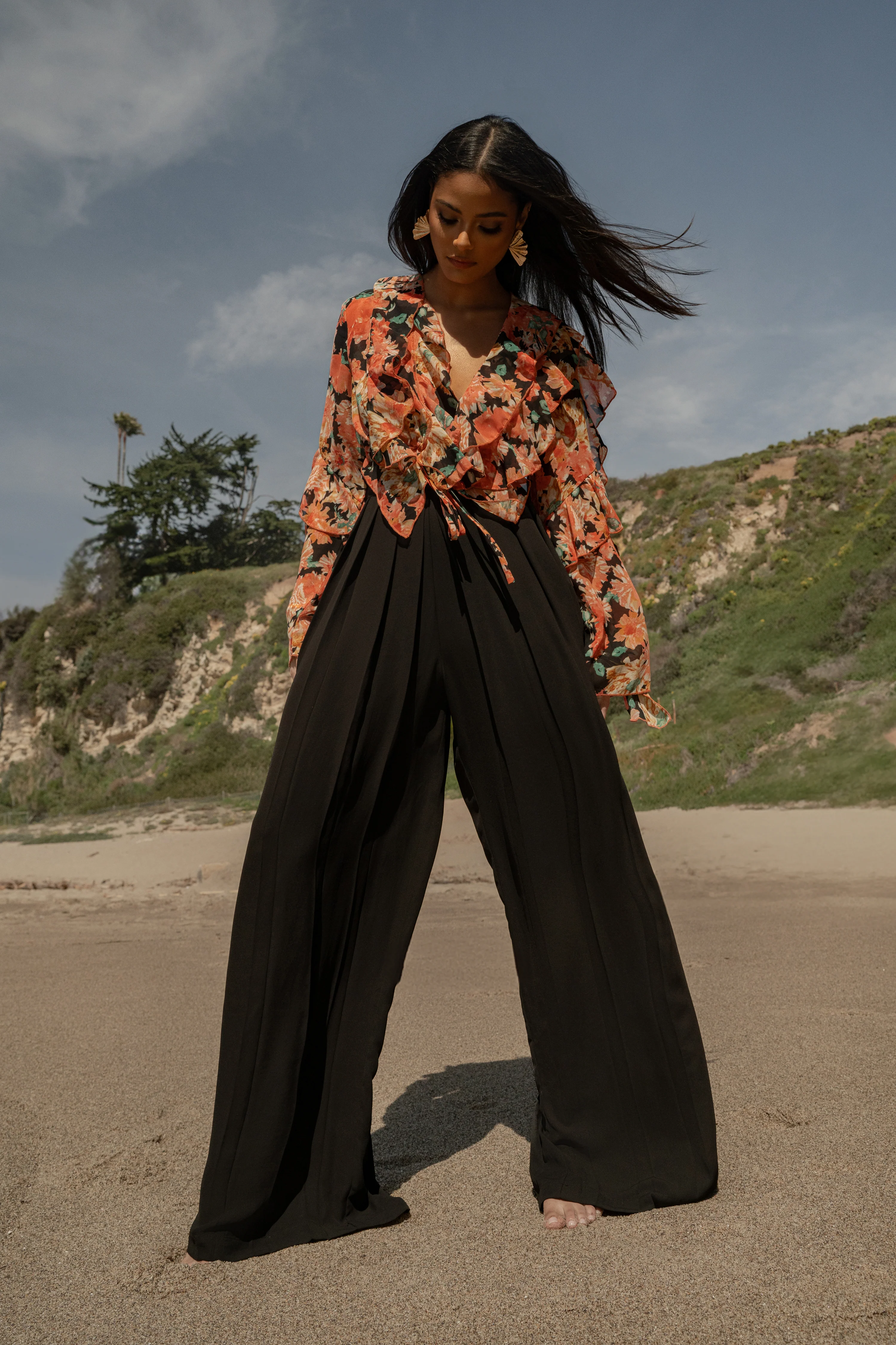 Black Floral Yvanna Ruffle Top - Image 9
