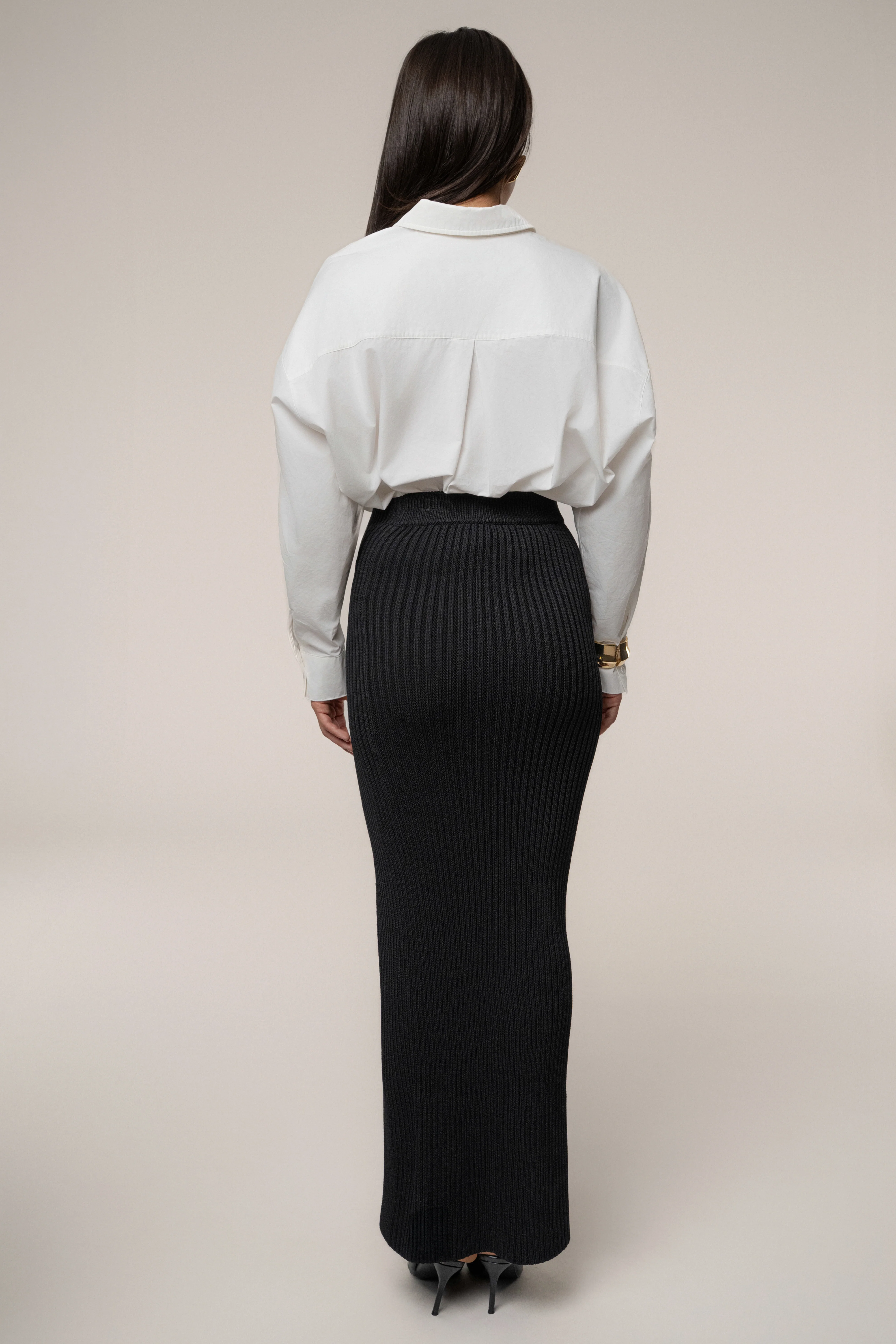 Black Hamptons Ribbed Slit Skirt - Image 13