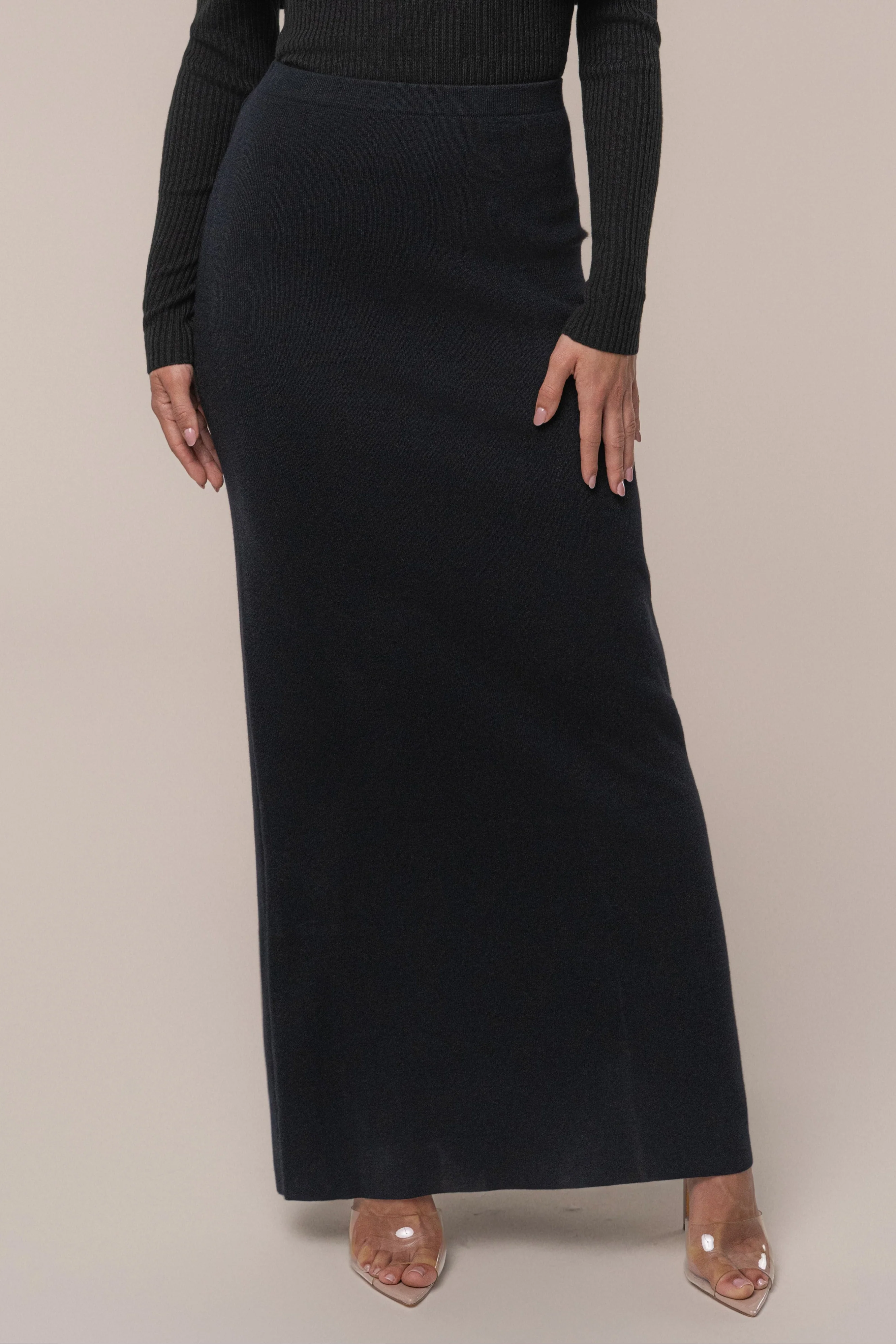 Black London Knit Maxi Skirt - Image 2