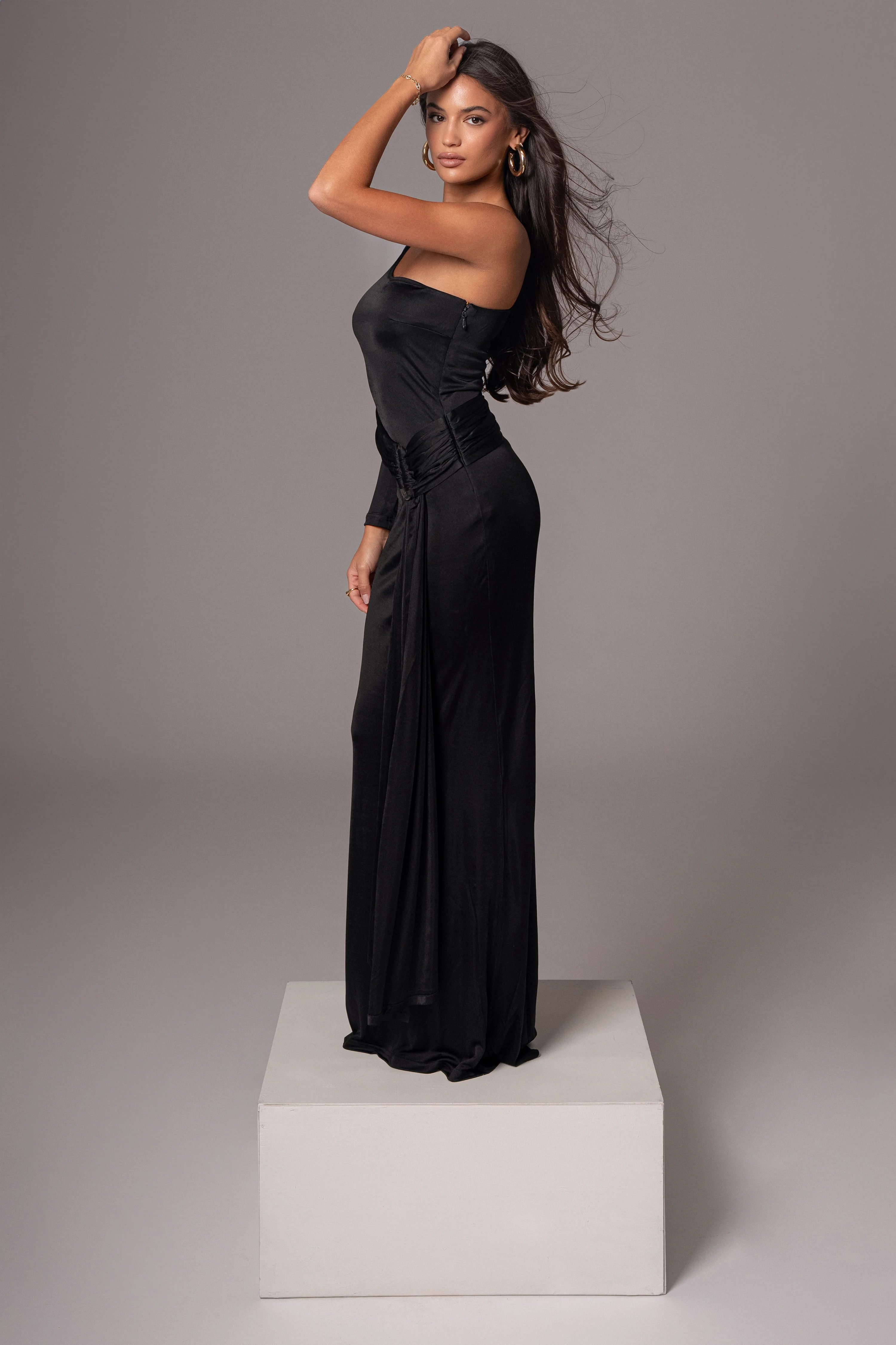 Black Muoi Maxi Dress - Image 13