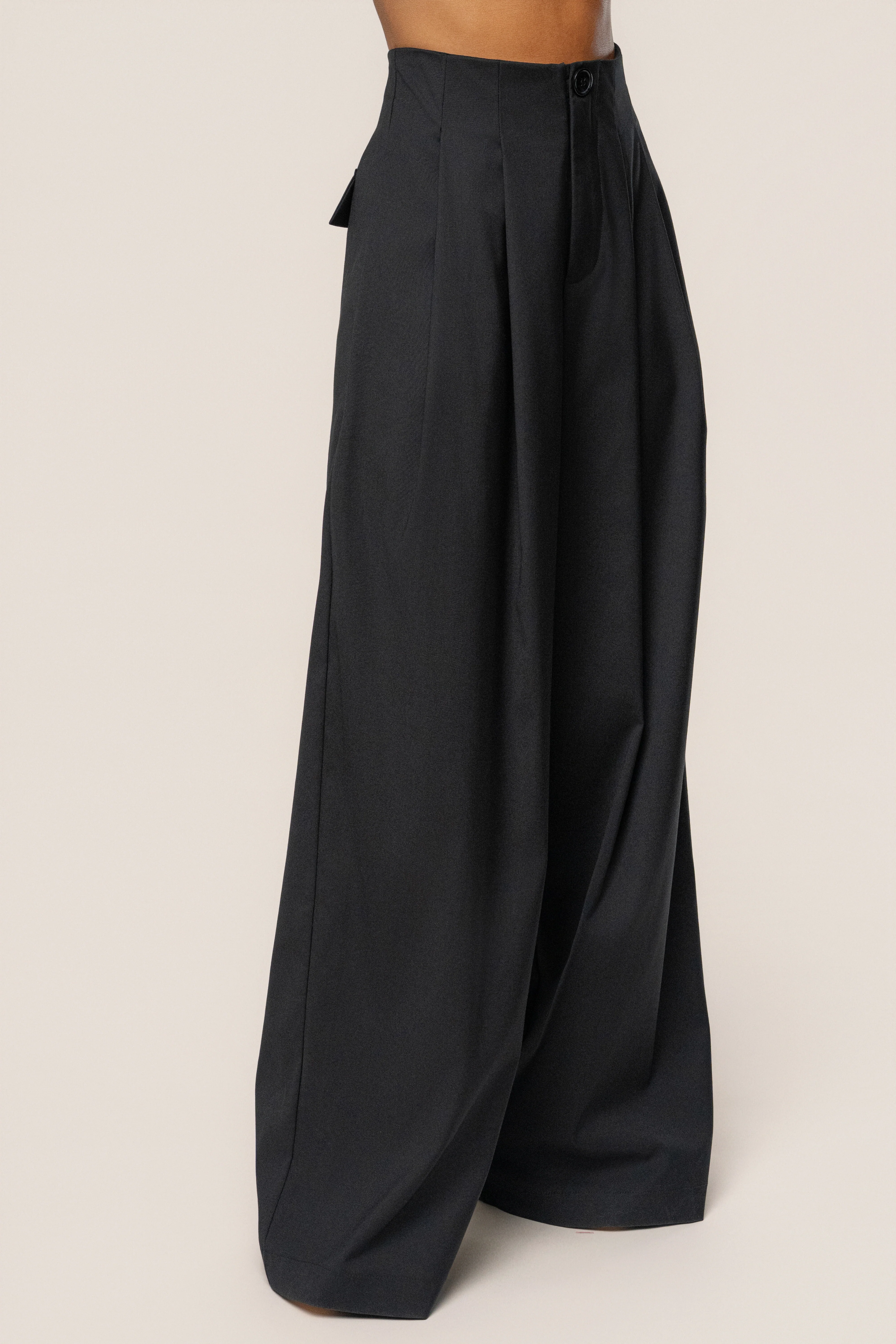 Black Polished Pleat Trouser - Image 4