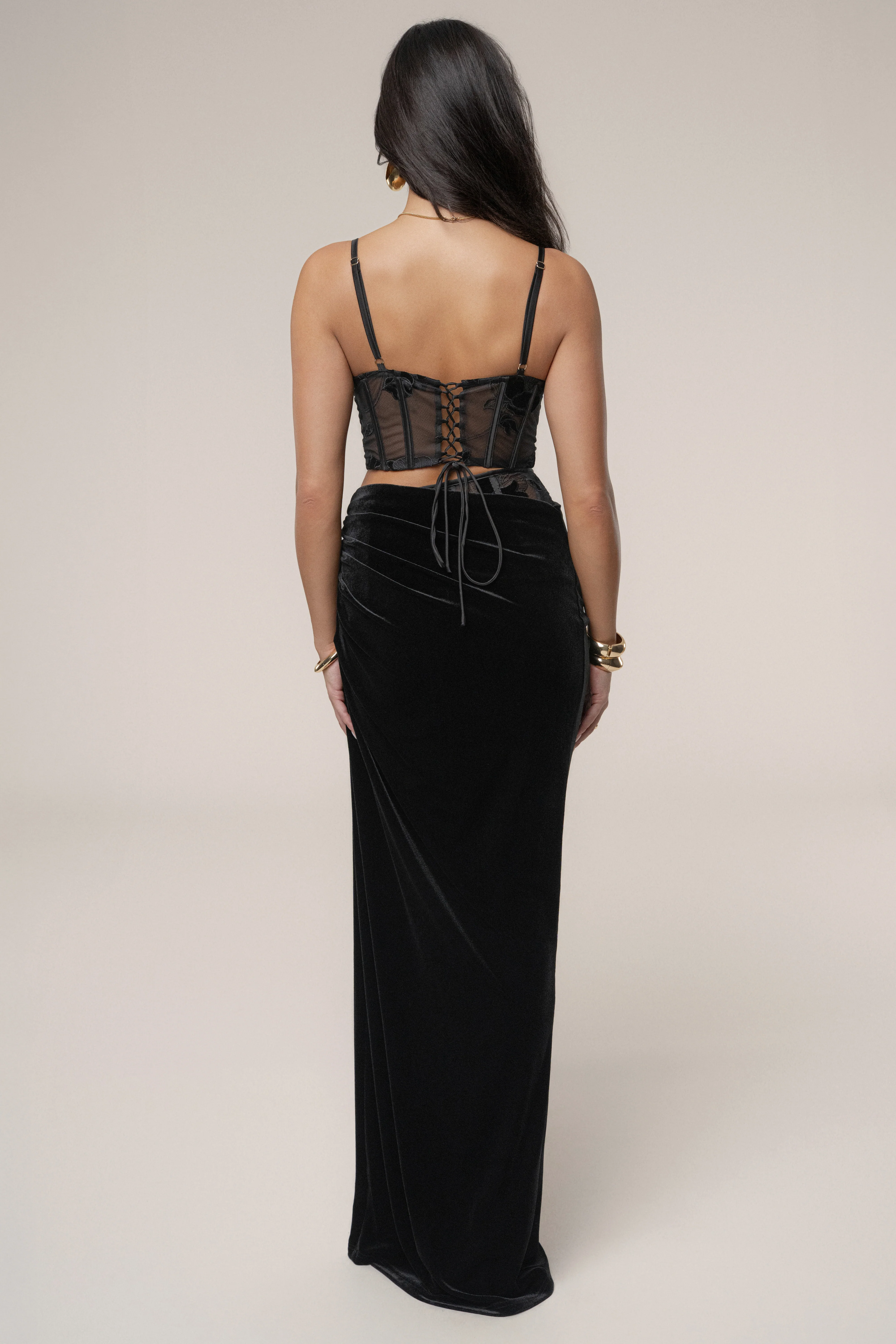 Black Velvet And Lace Bustier - Image 9