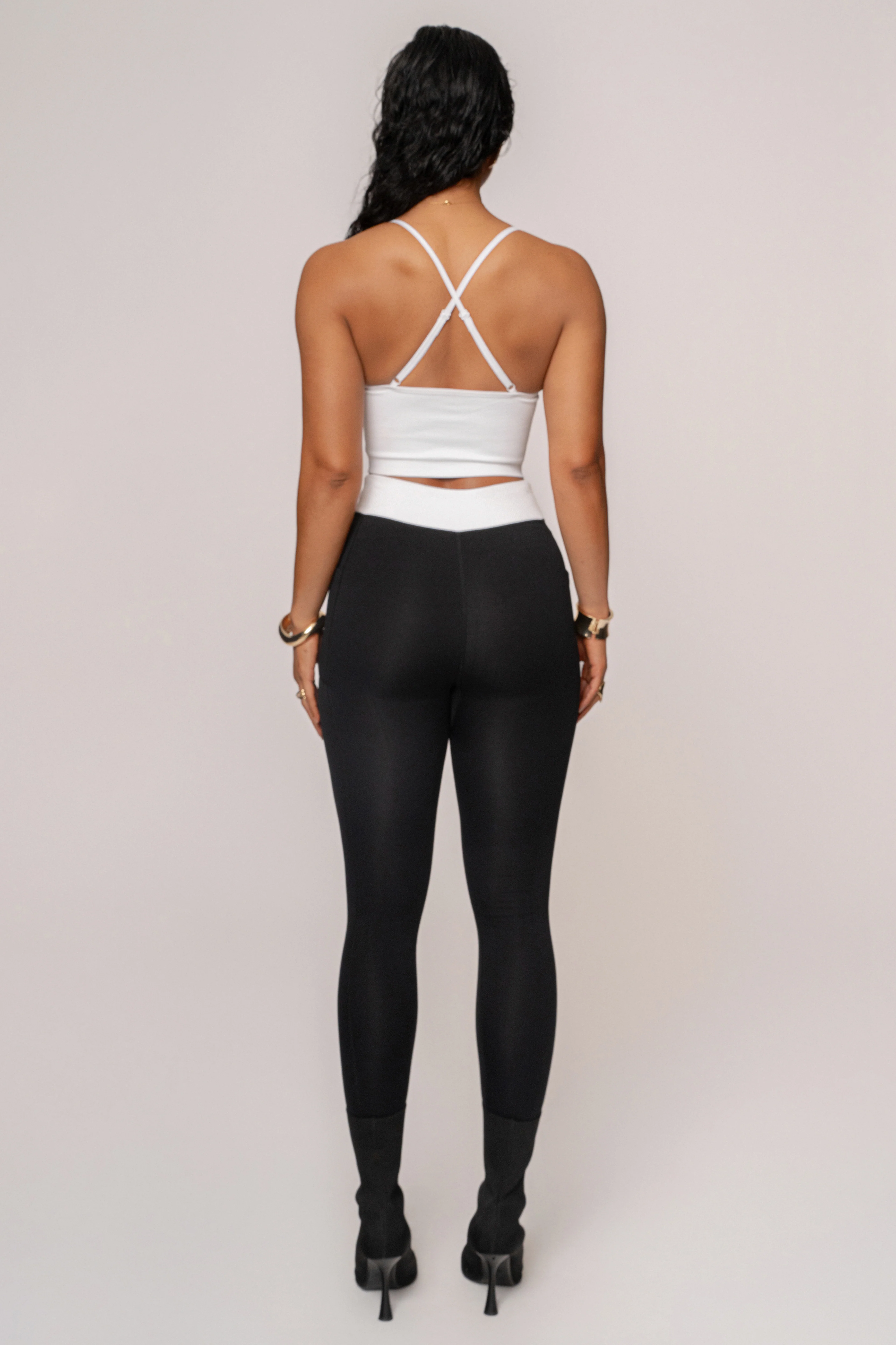 Black/White Inspire Movement Leggings - Image 14