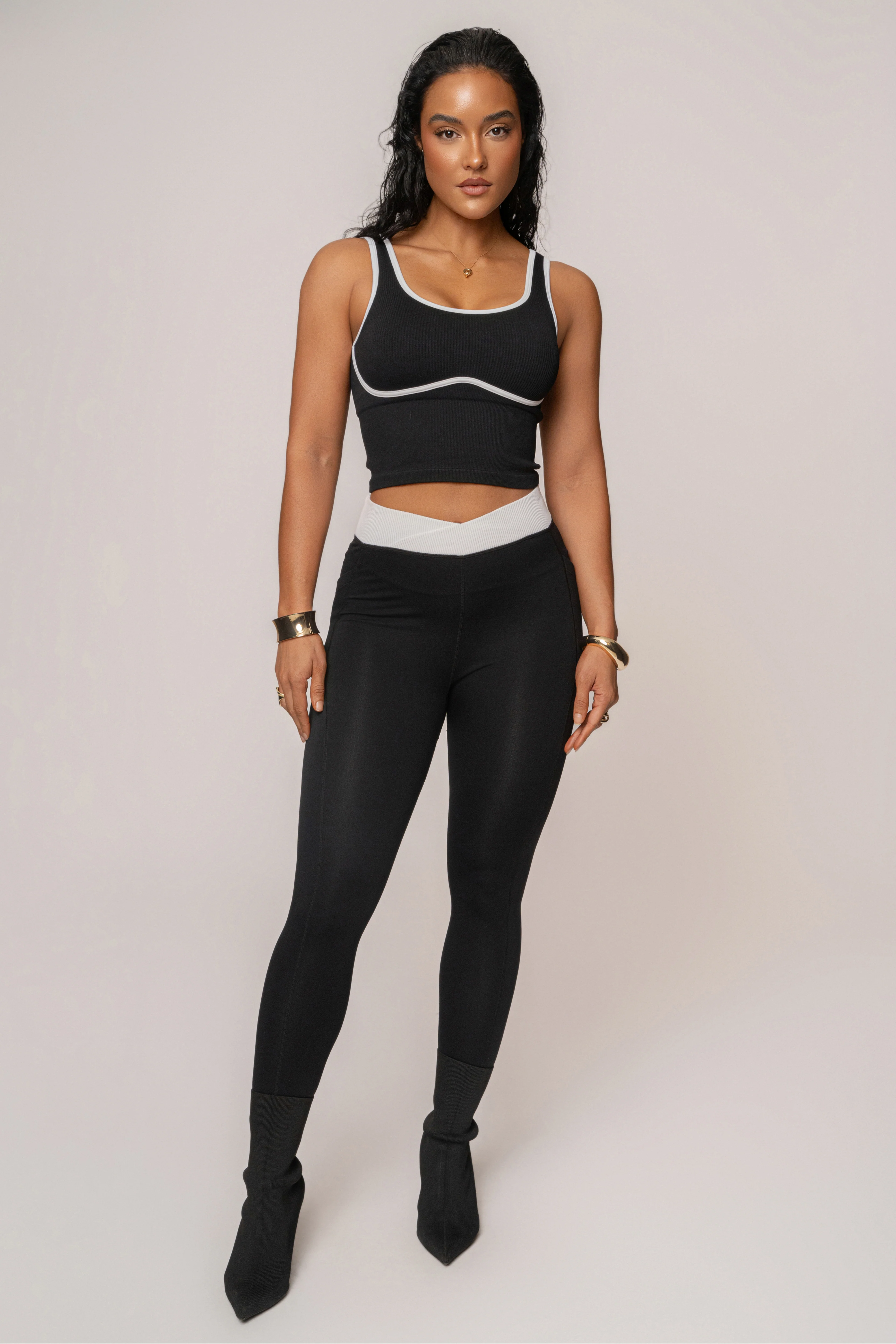 Black/White Limitless Performance Top - Image 3