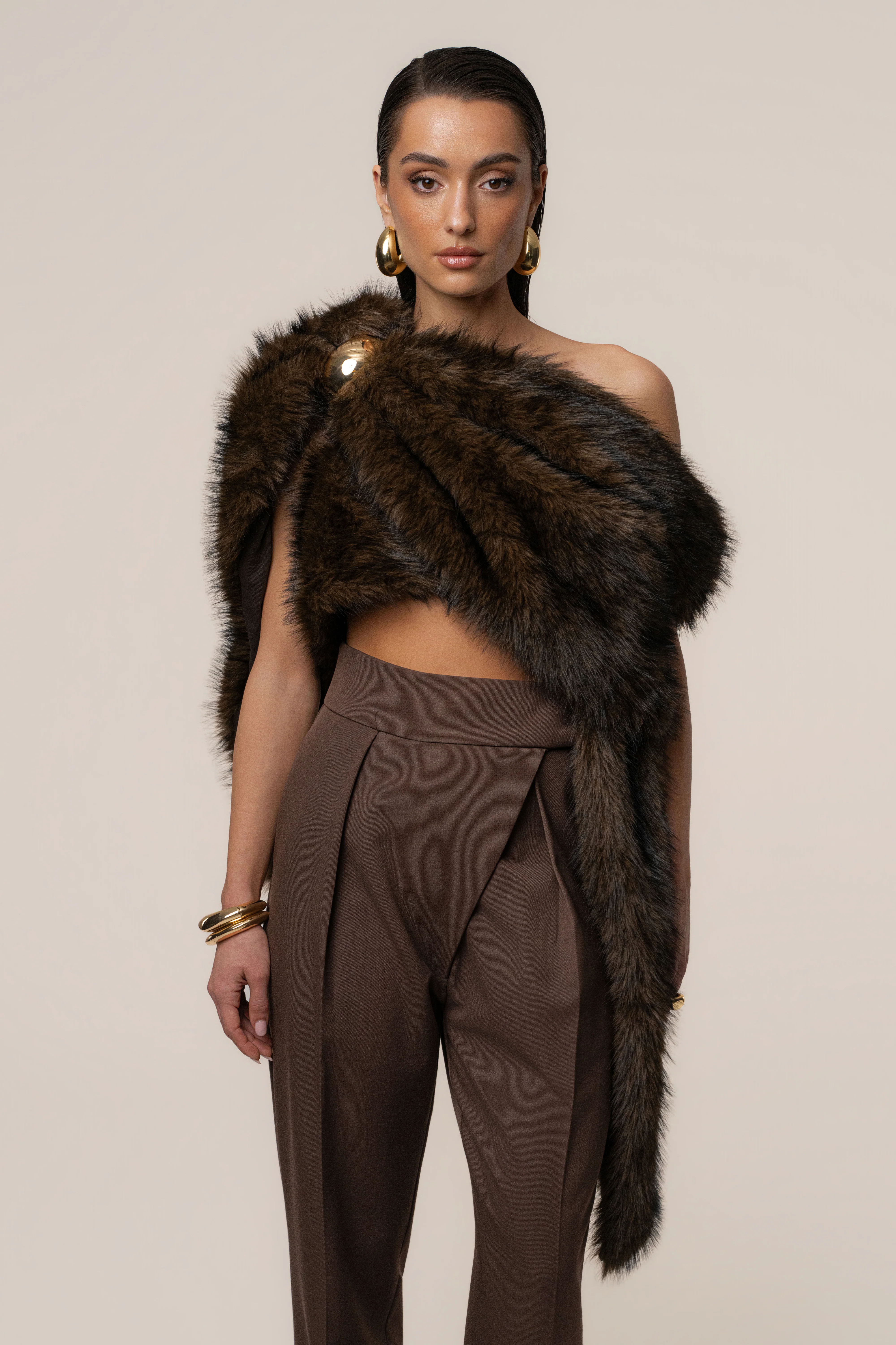 Brown Winter Bliss Faux Fur Wrap - Image 3