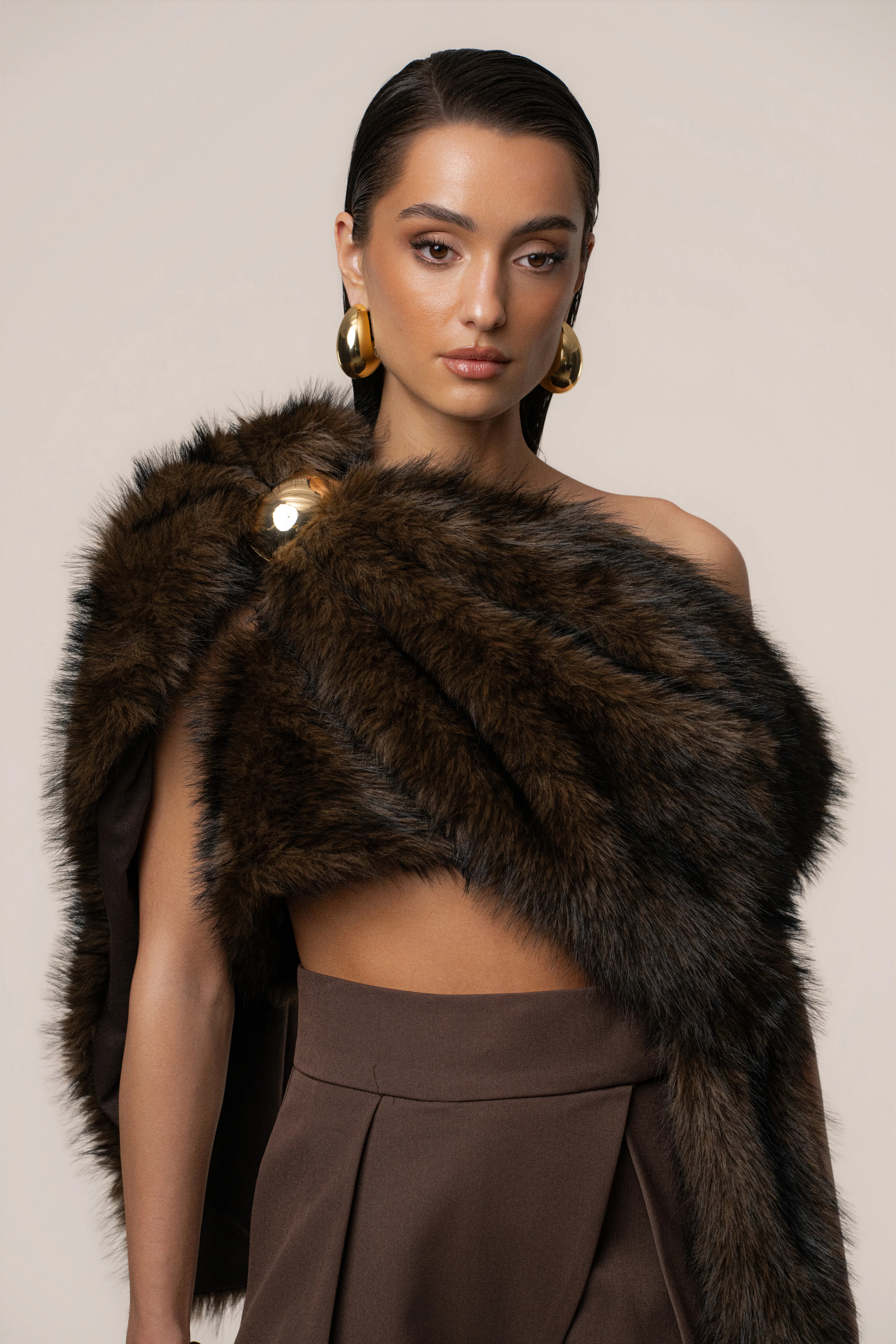 Brown Winter Bliss Faux Fur Wrap - Image 6