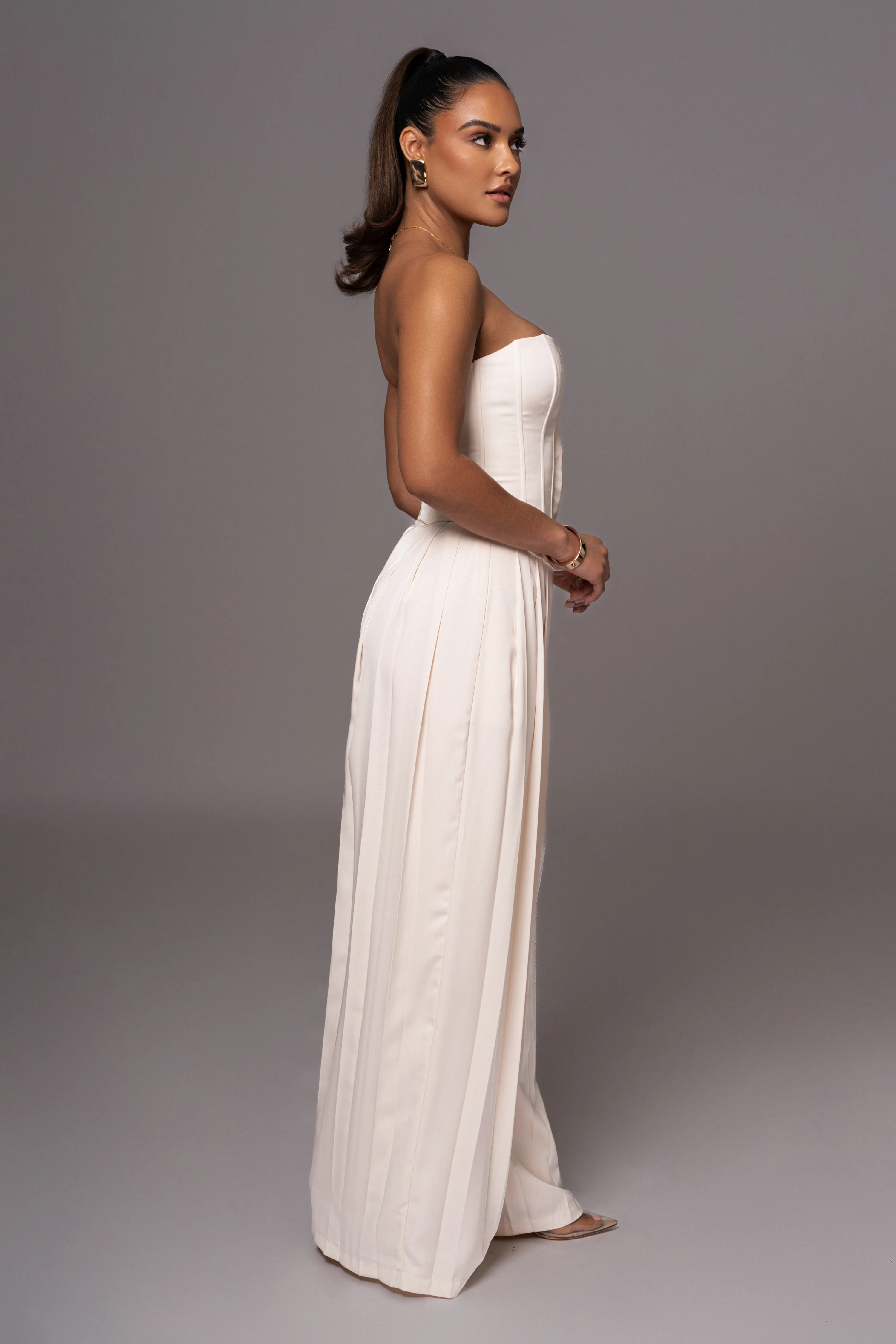 Buttercream Clara Wide Leg Pleated Trousers - Image 9