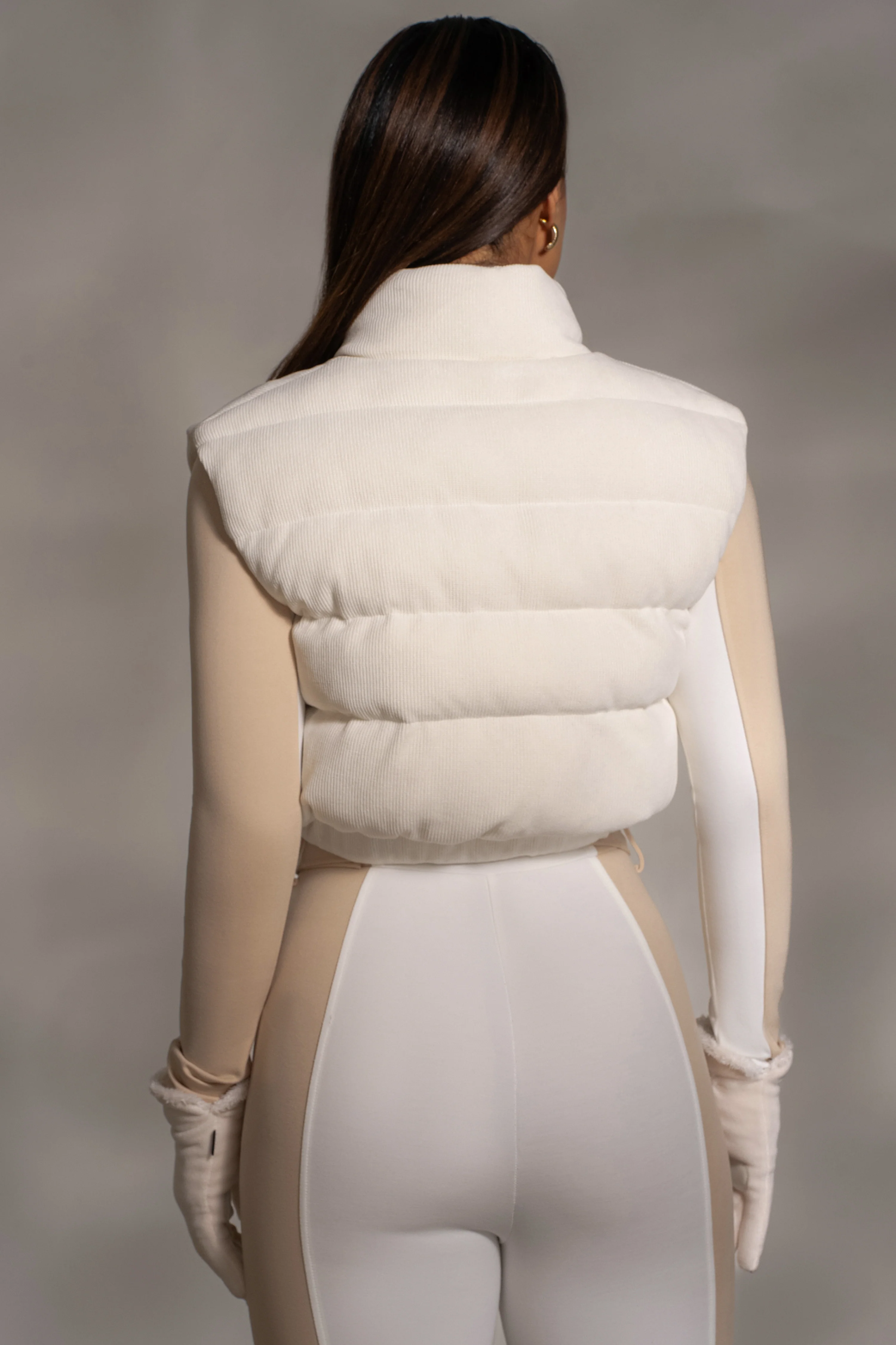 Buttercream Delma Ribbed Puffer Vest - Image 11