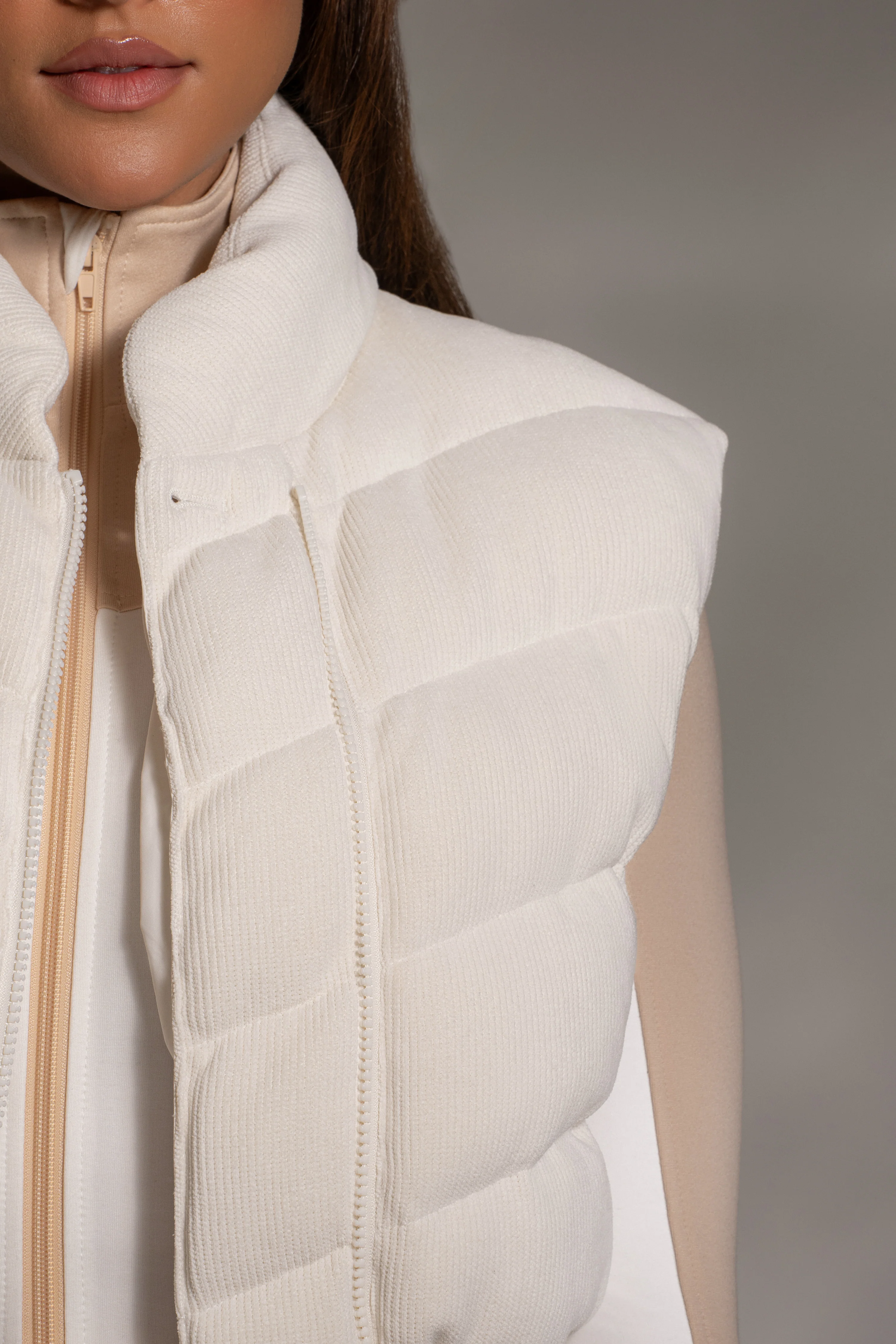 Buttercream Delma Ribbed Puffer Vest - Image 8