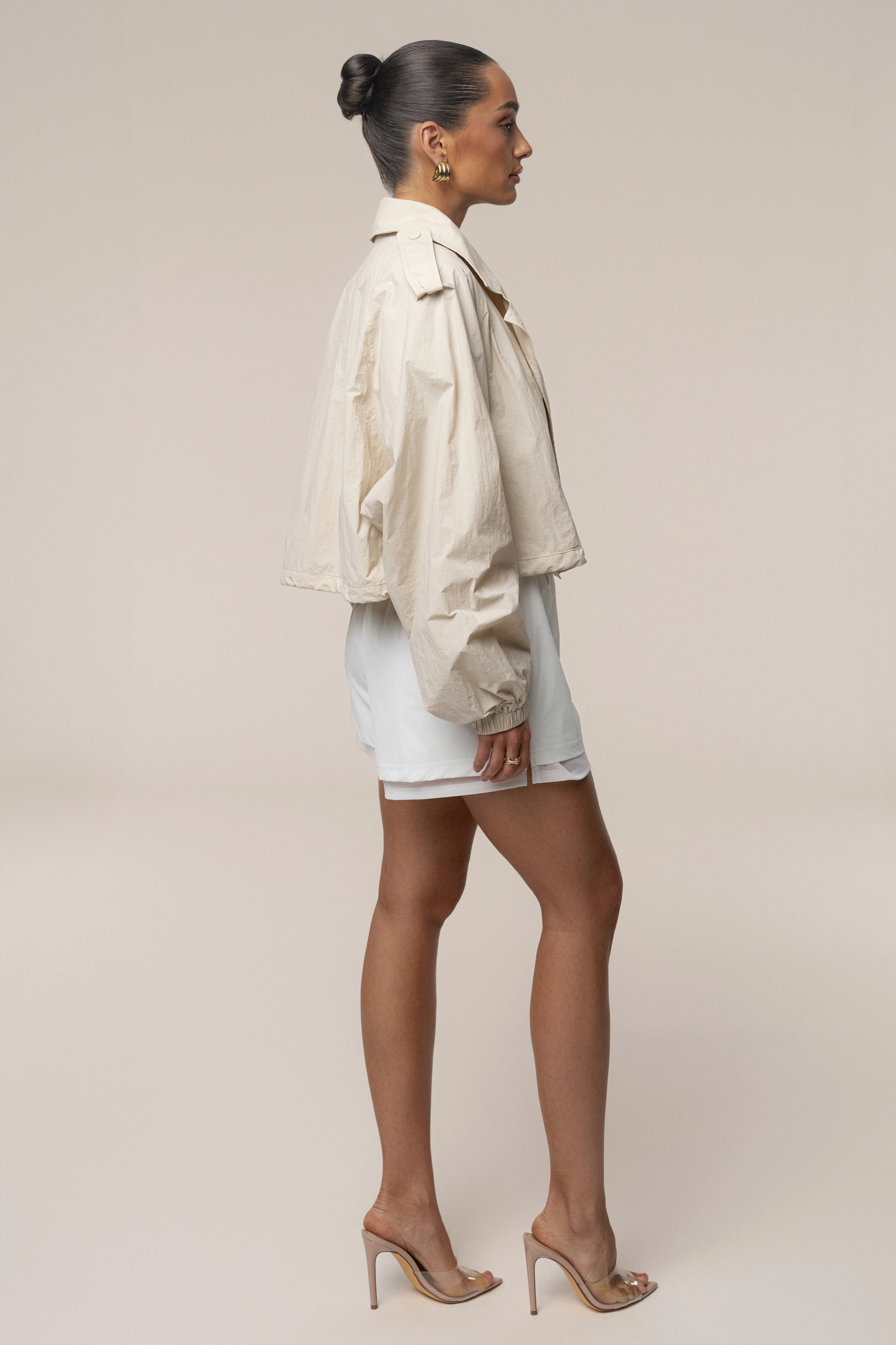 Cream In Motion Cropped Jacket - Image 7
