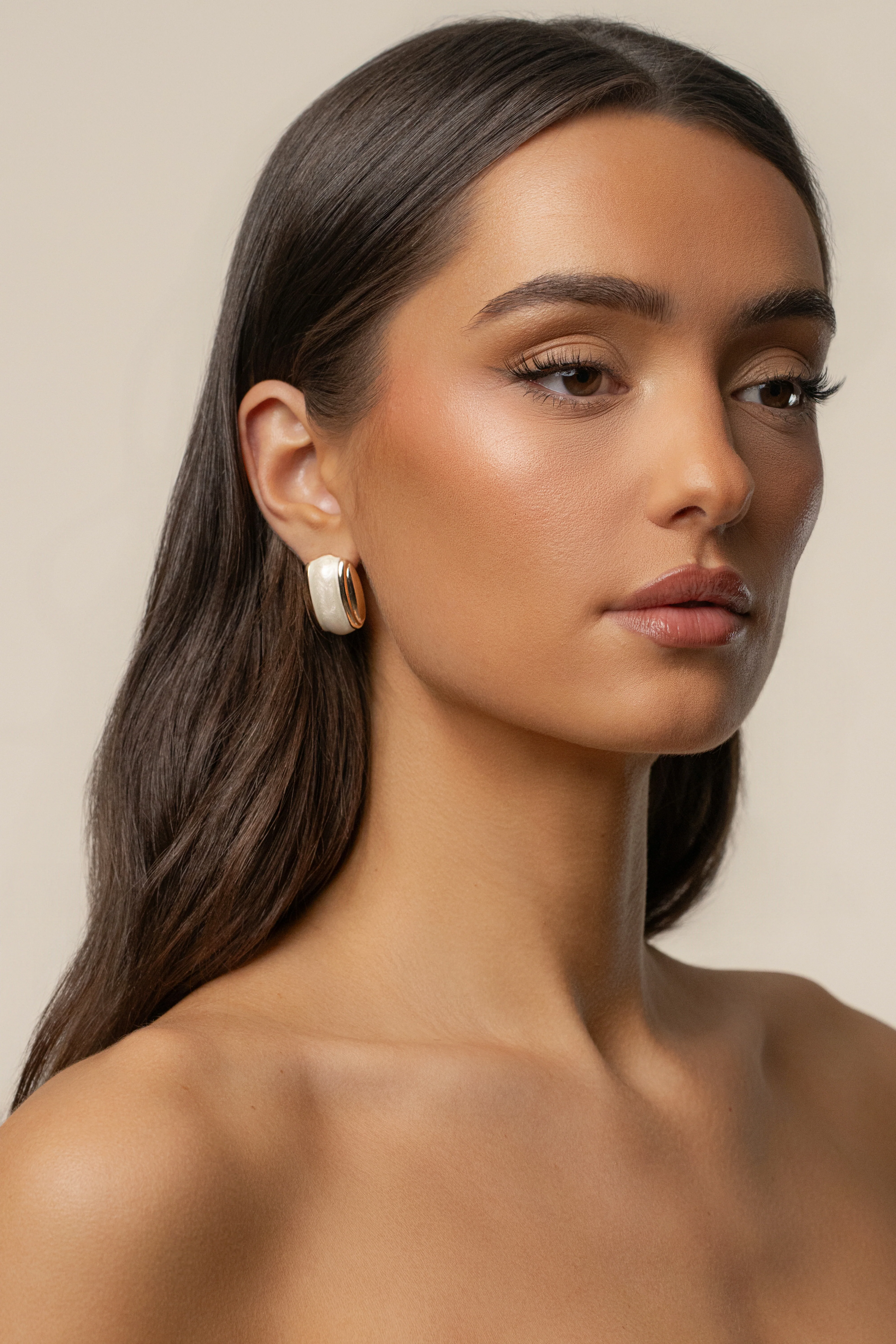 Gold Capri Glow Earrings - Image 4