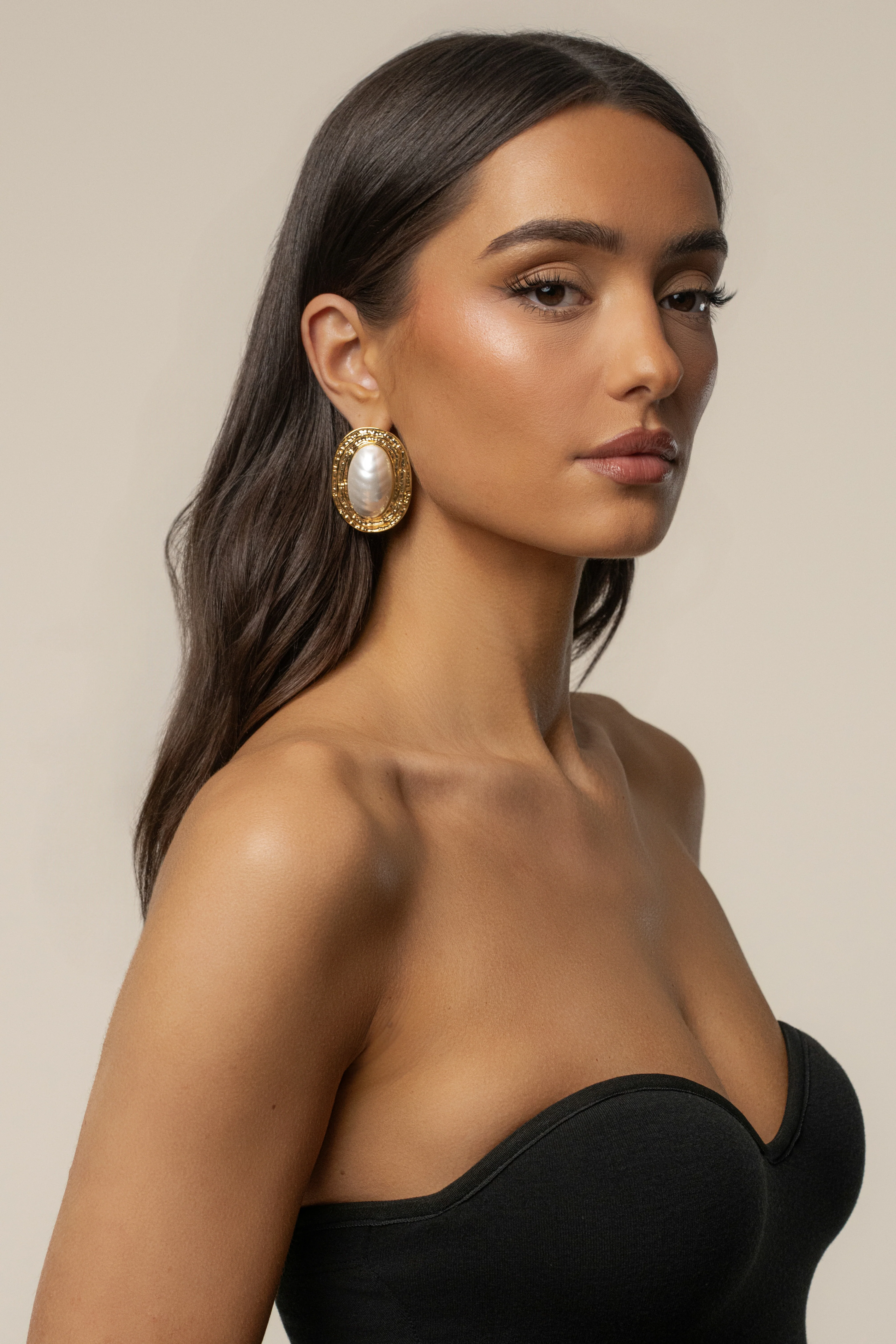 Gold Monte Carlo Pearl Earrings - Image 4