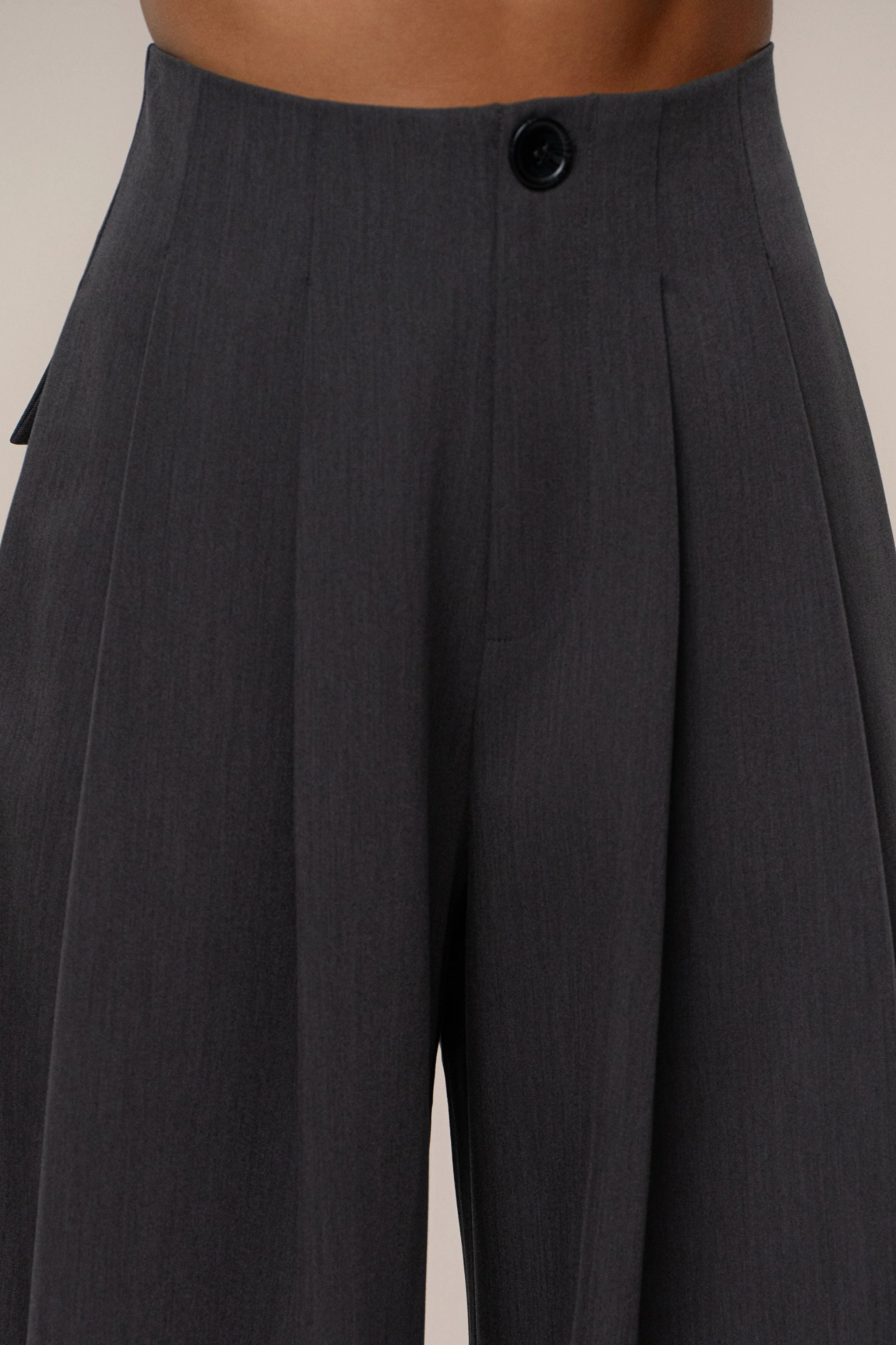 Grey Polished Pleat Trouser - Image 8