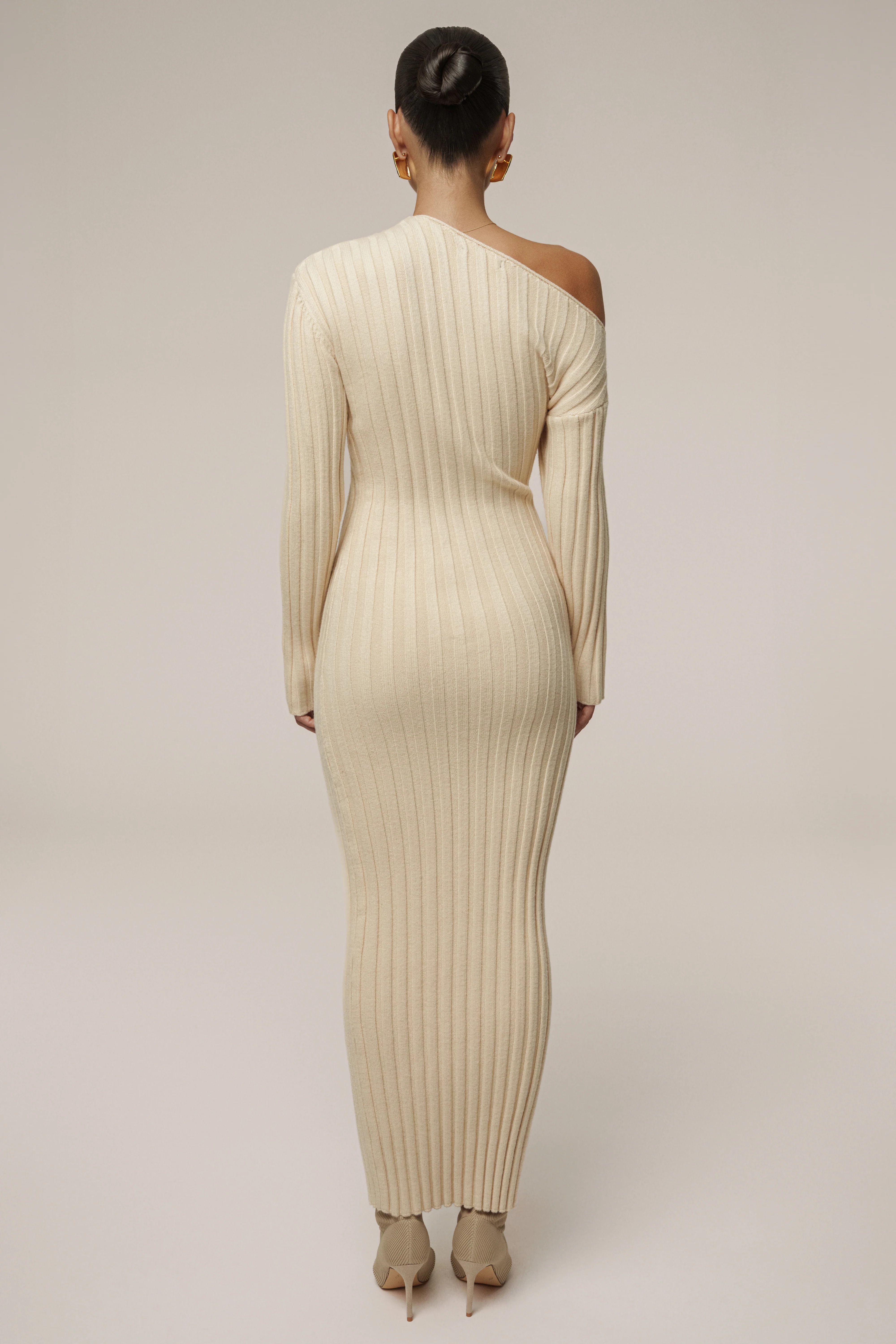 Ivory Auttomn Maxi Dress - Image 9