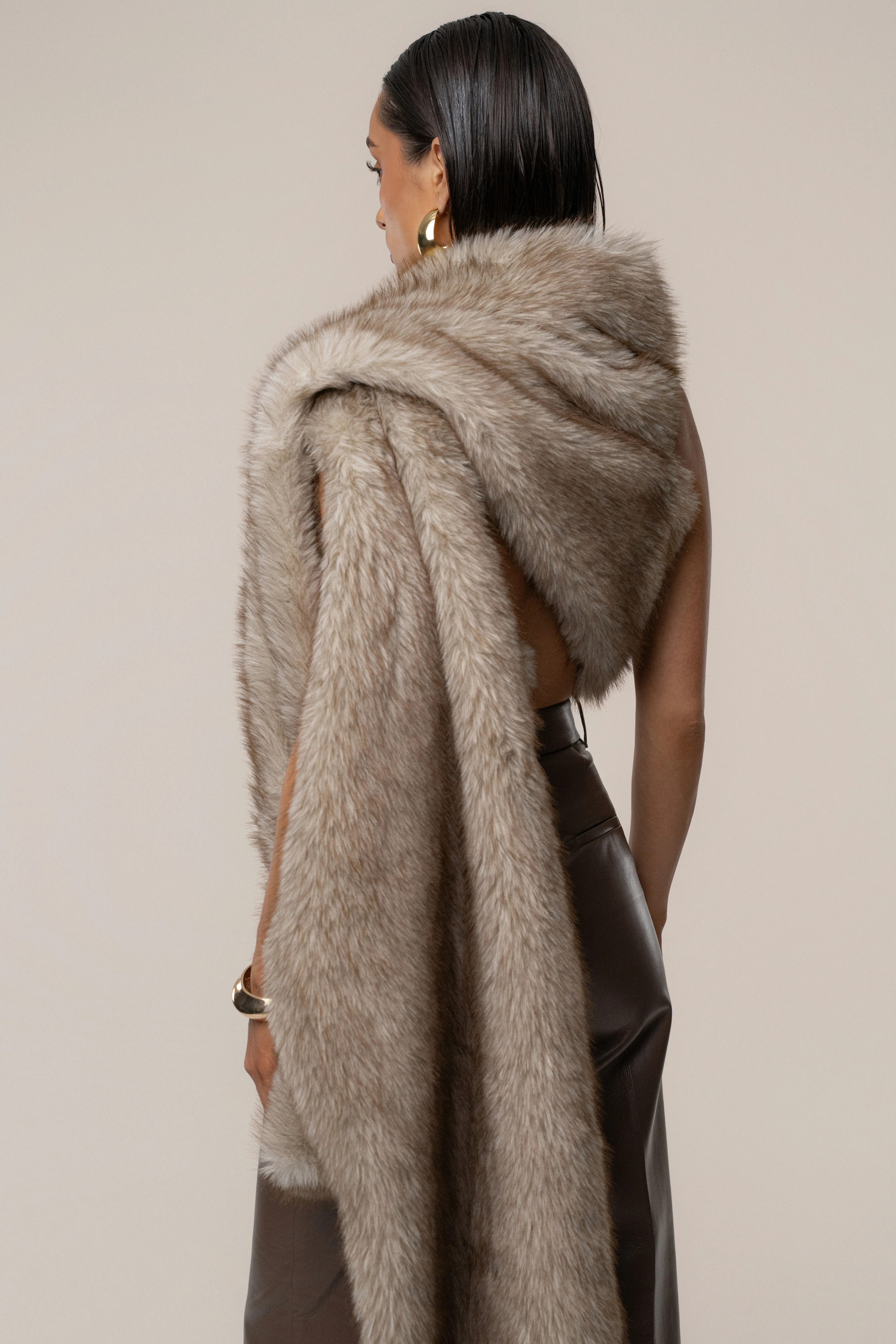 Ivory/Brown Winter Bliss Faux Fur Wrap - Image 14
