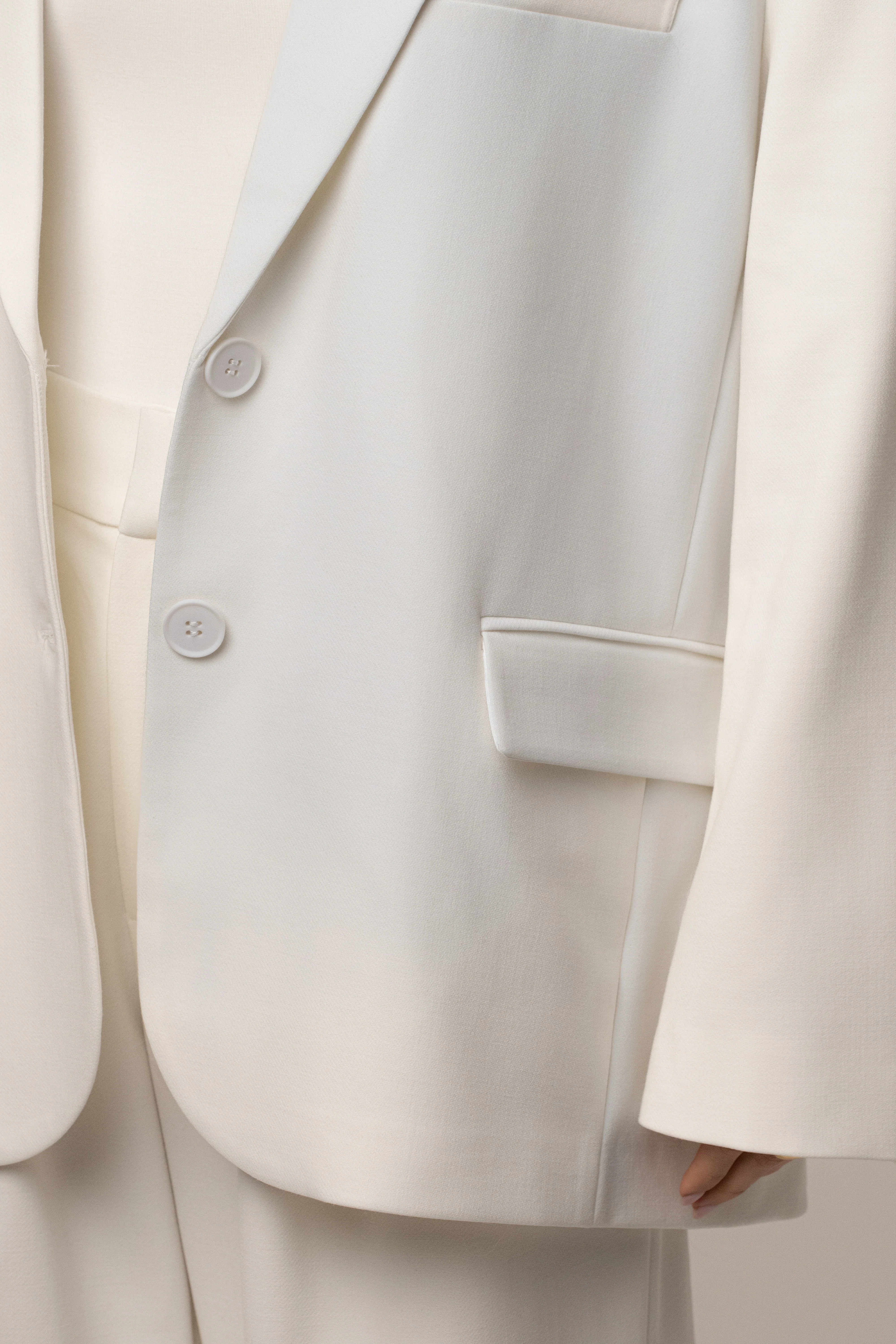 Ivory Core Standard Blazer - Image 3