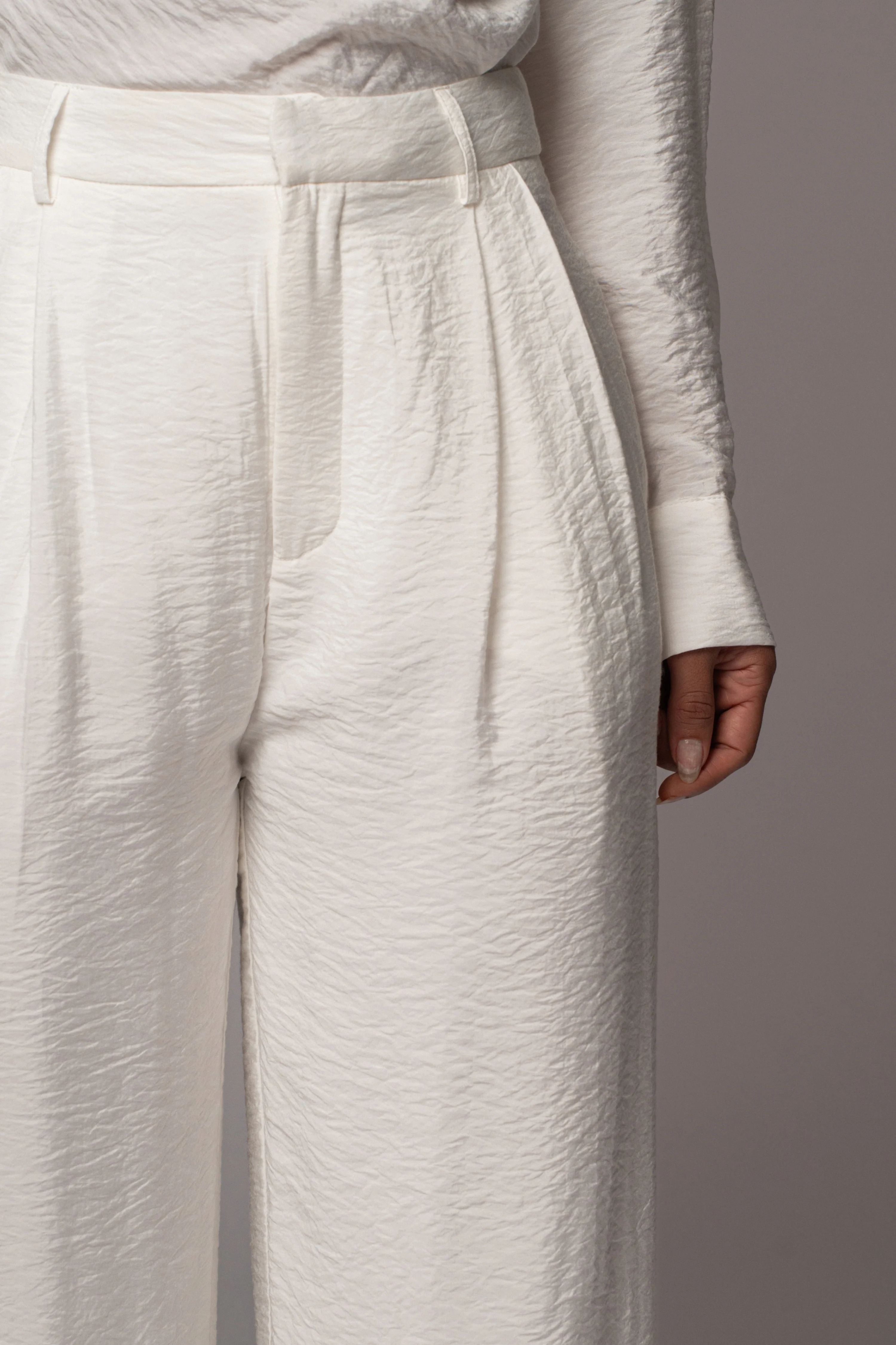 Ivory Drew Crinkled Trousers - Image 9