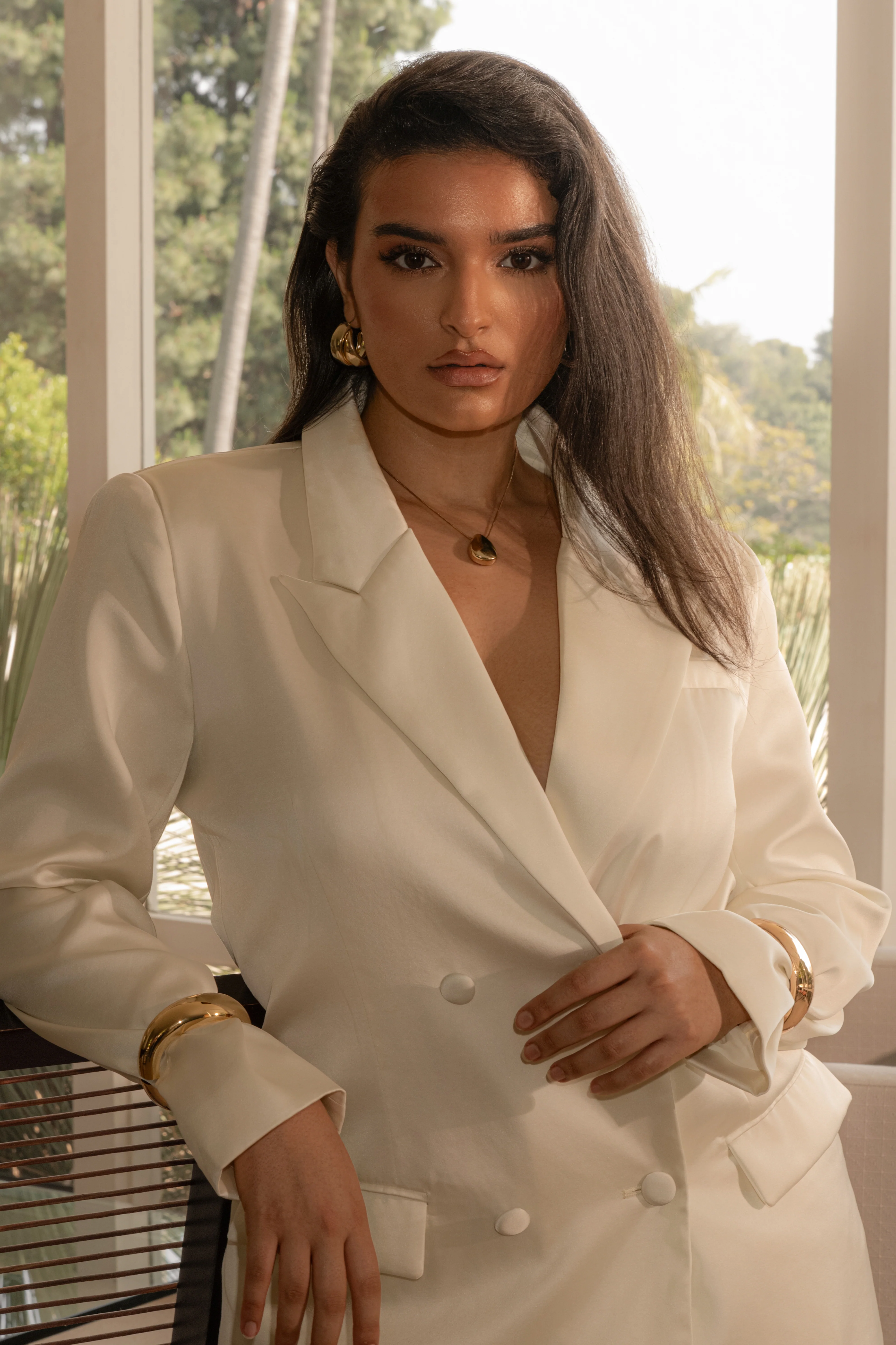 Ivory Lara Oversize Satin Blazer - Image 5
