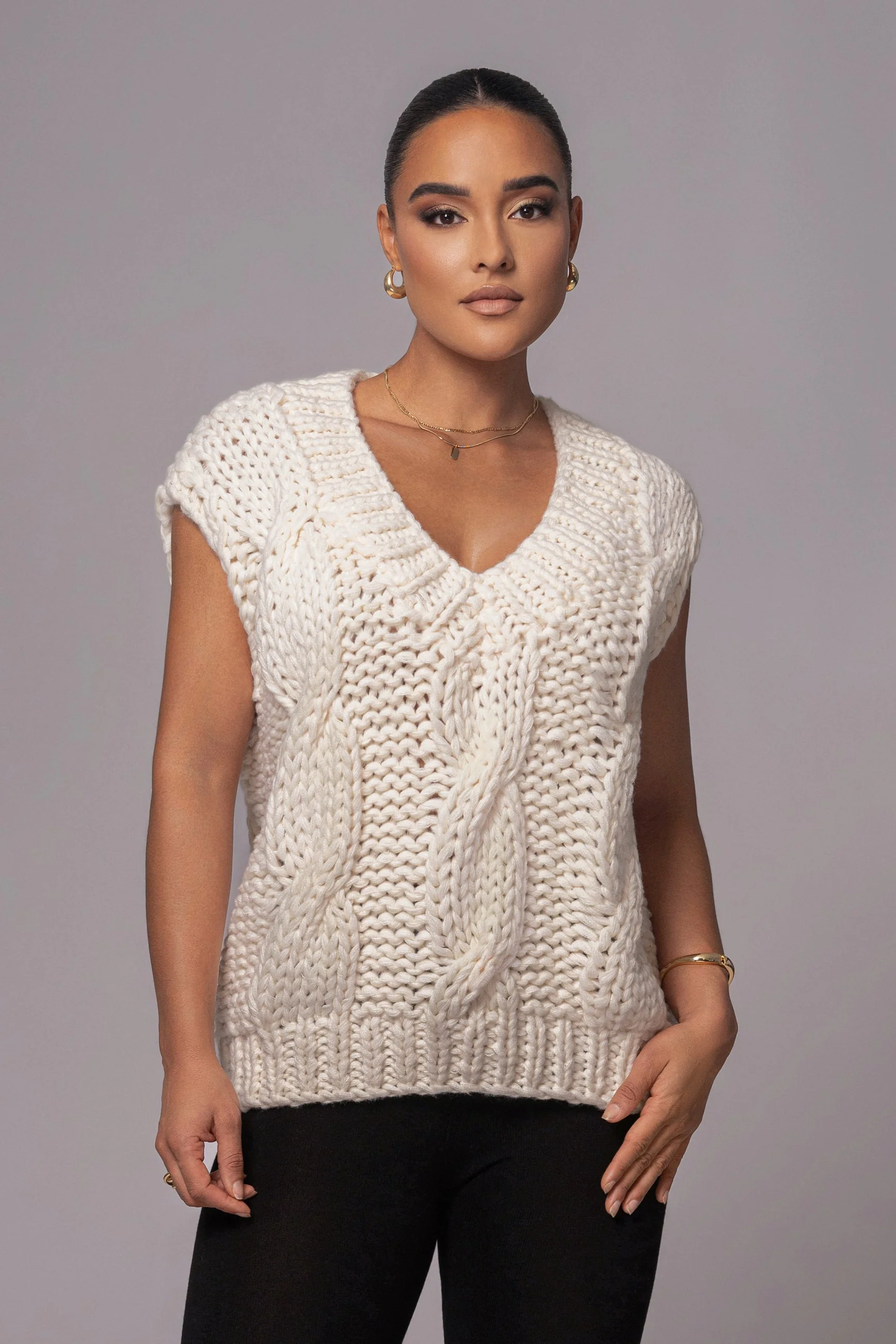 Ivory Mari Cable Knit Vest - Image 2