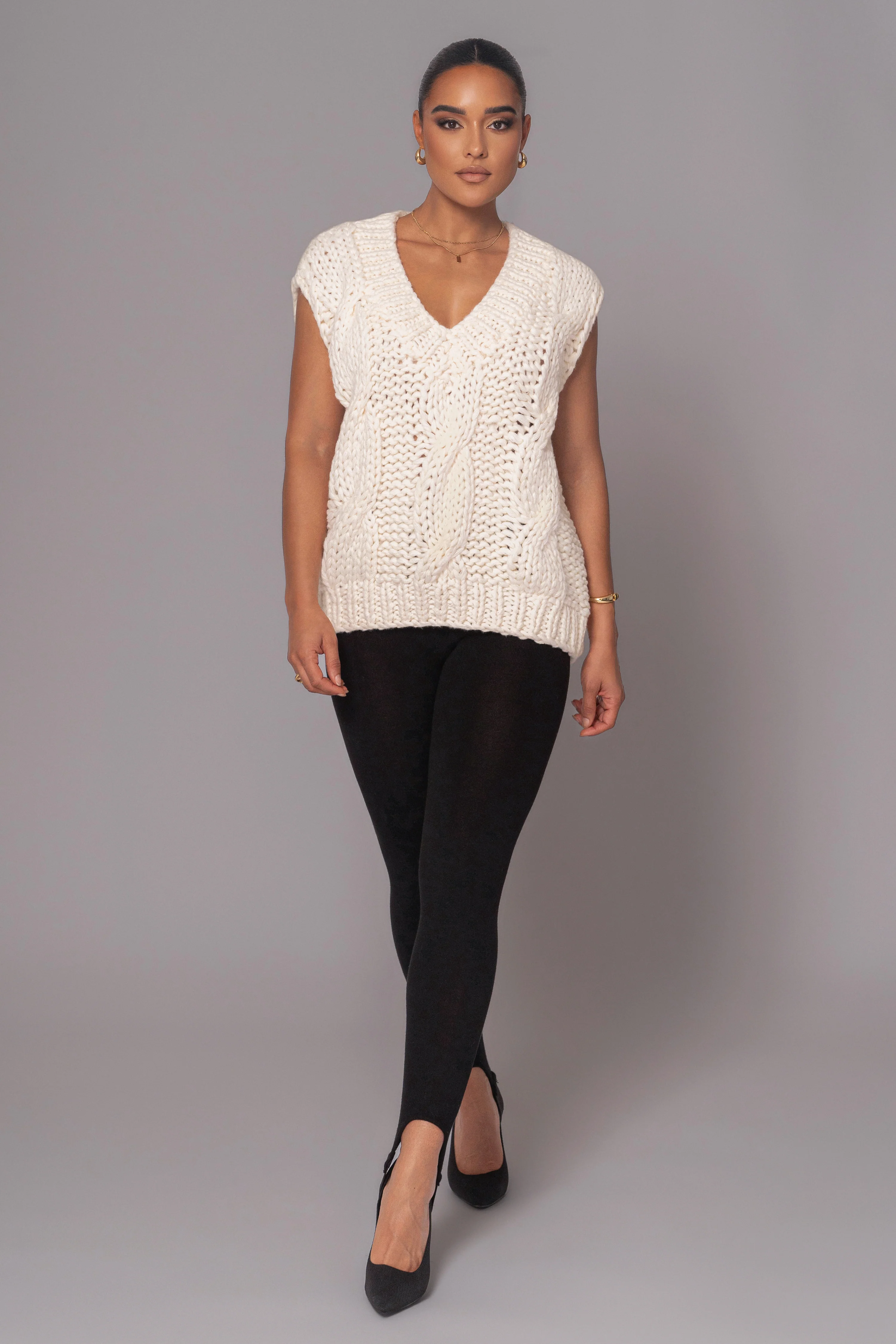 Ivory Mari Cable Knit Vest - Image 3