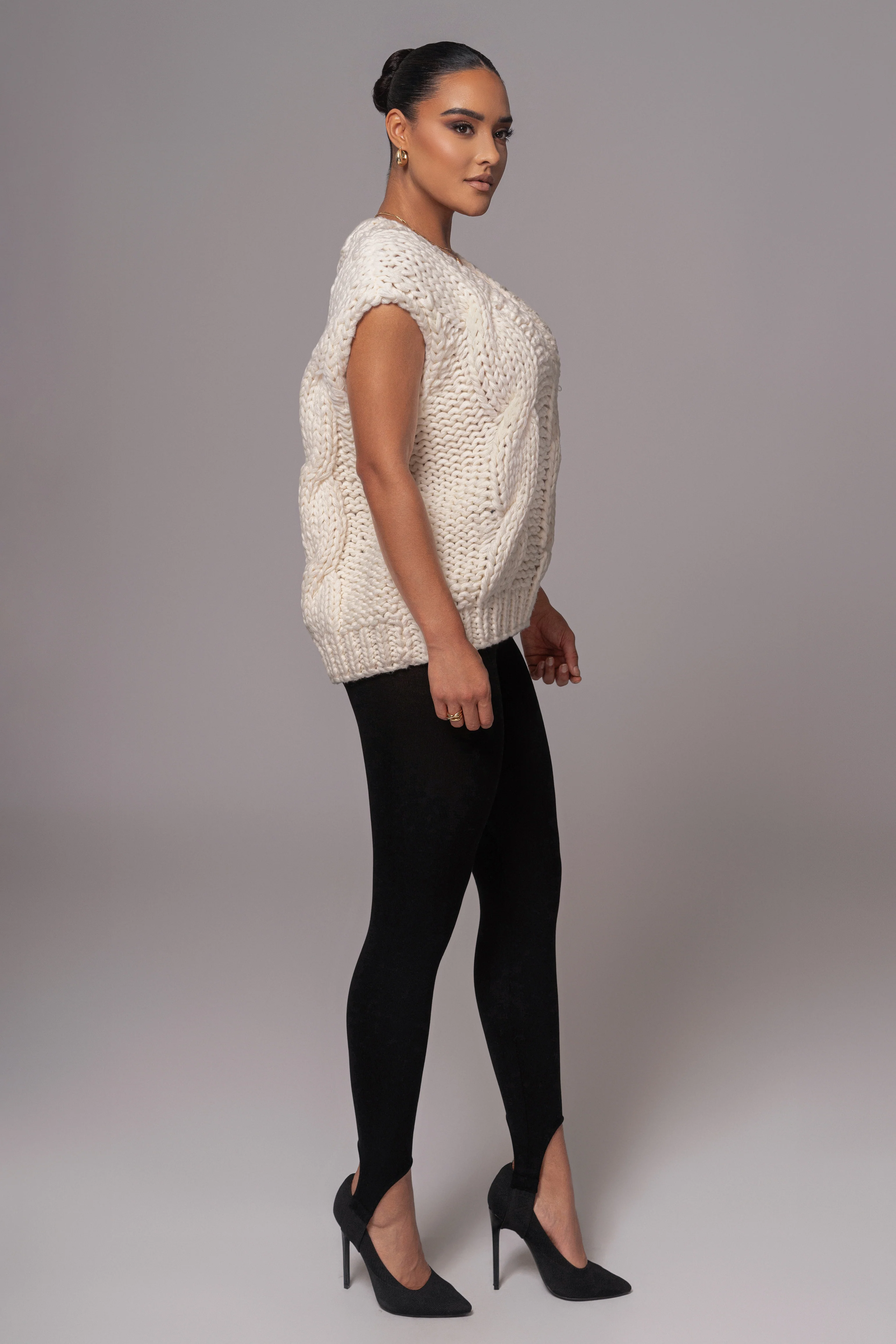 Ivory Mari Cable Knit Vest - Image 5