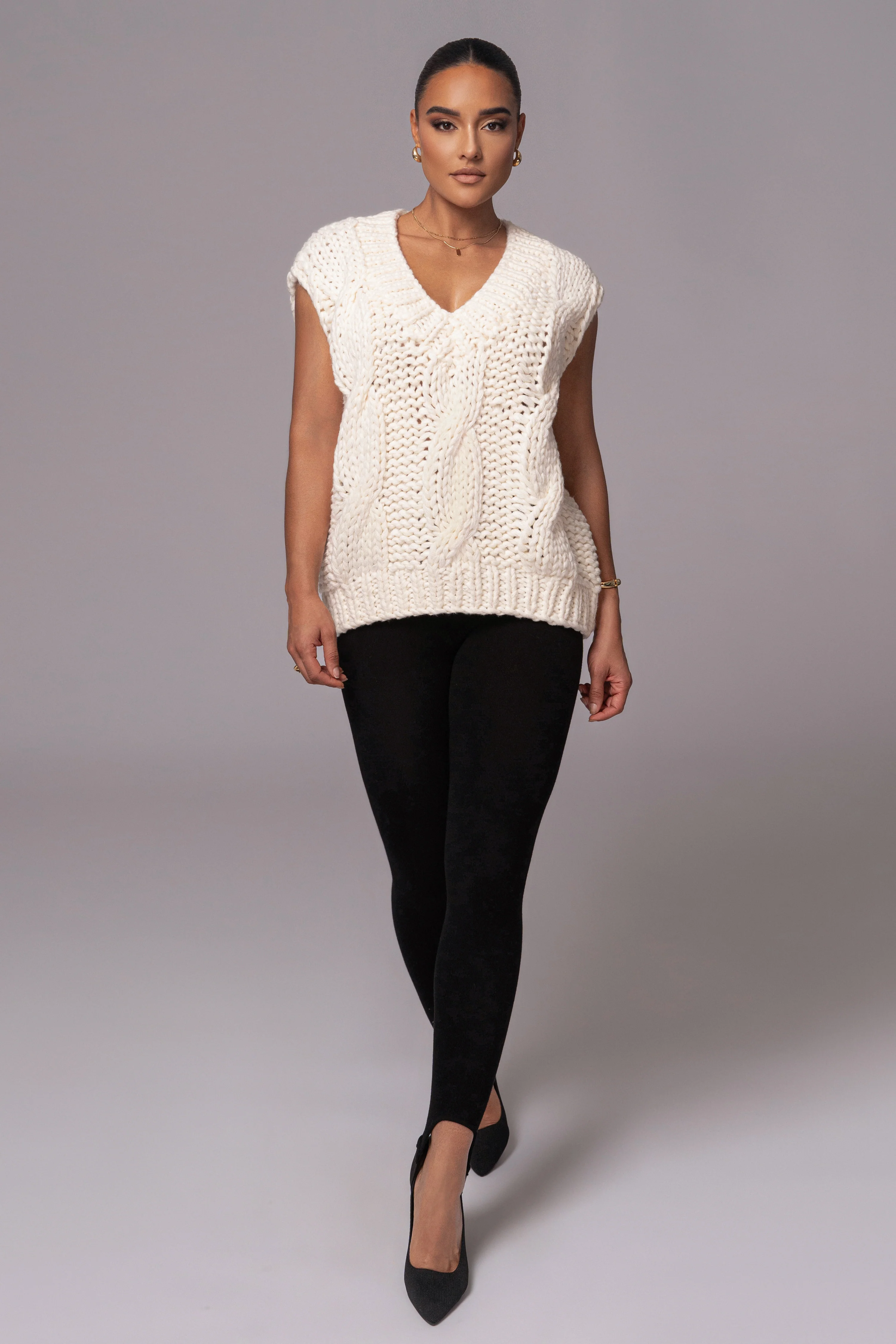 Ivory Mari Cable Knit Vest - Image 6