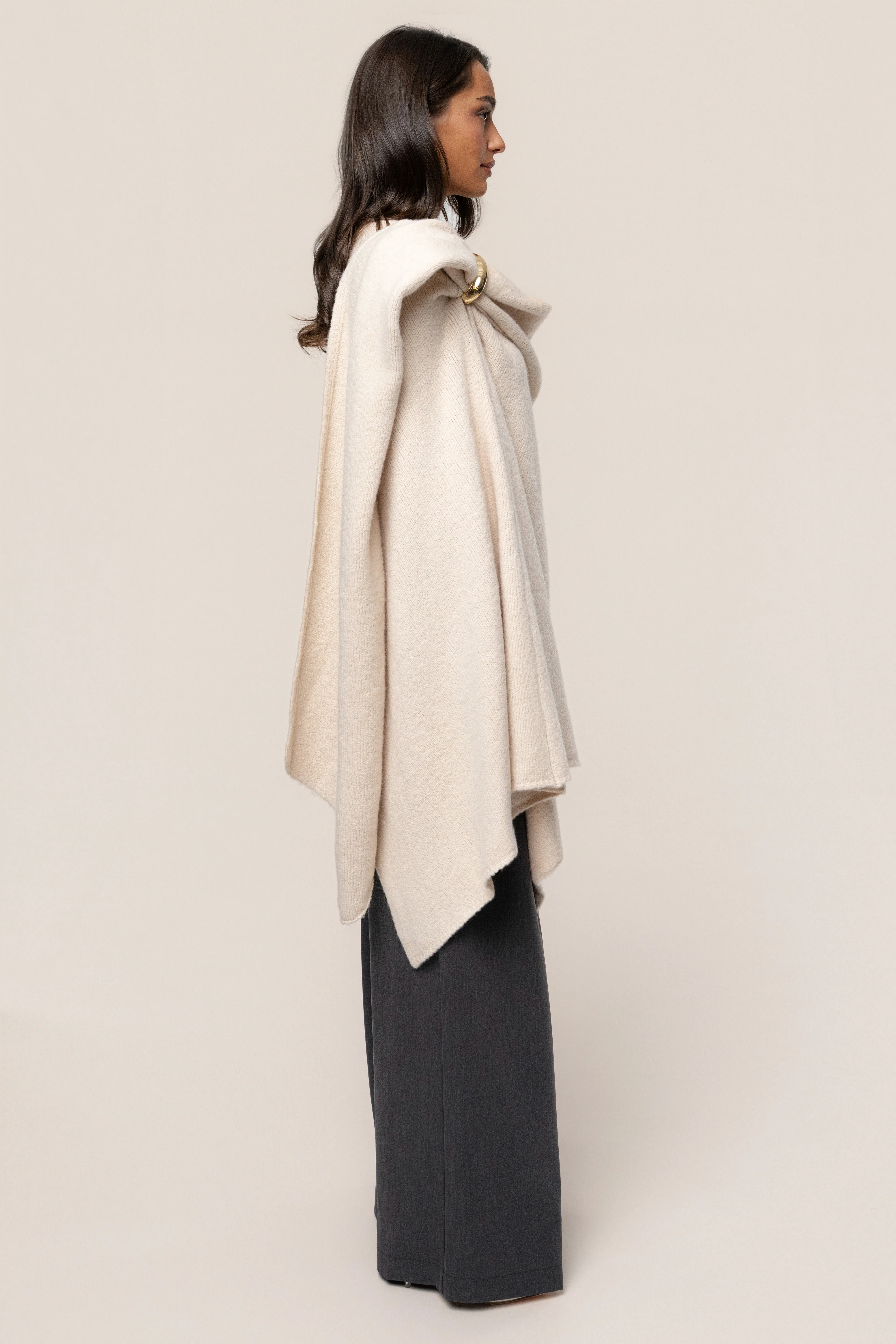 Ivory Radiance Knit Shawl - Image 6