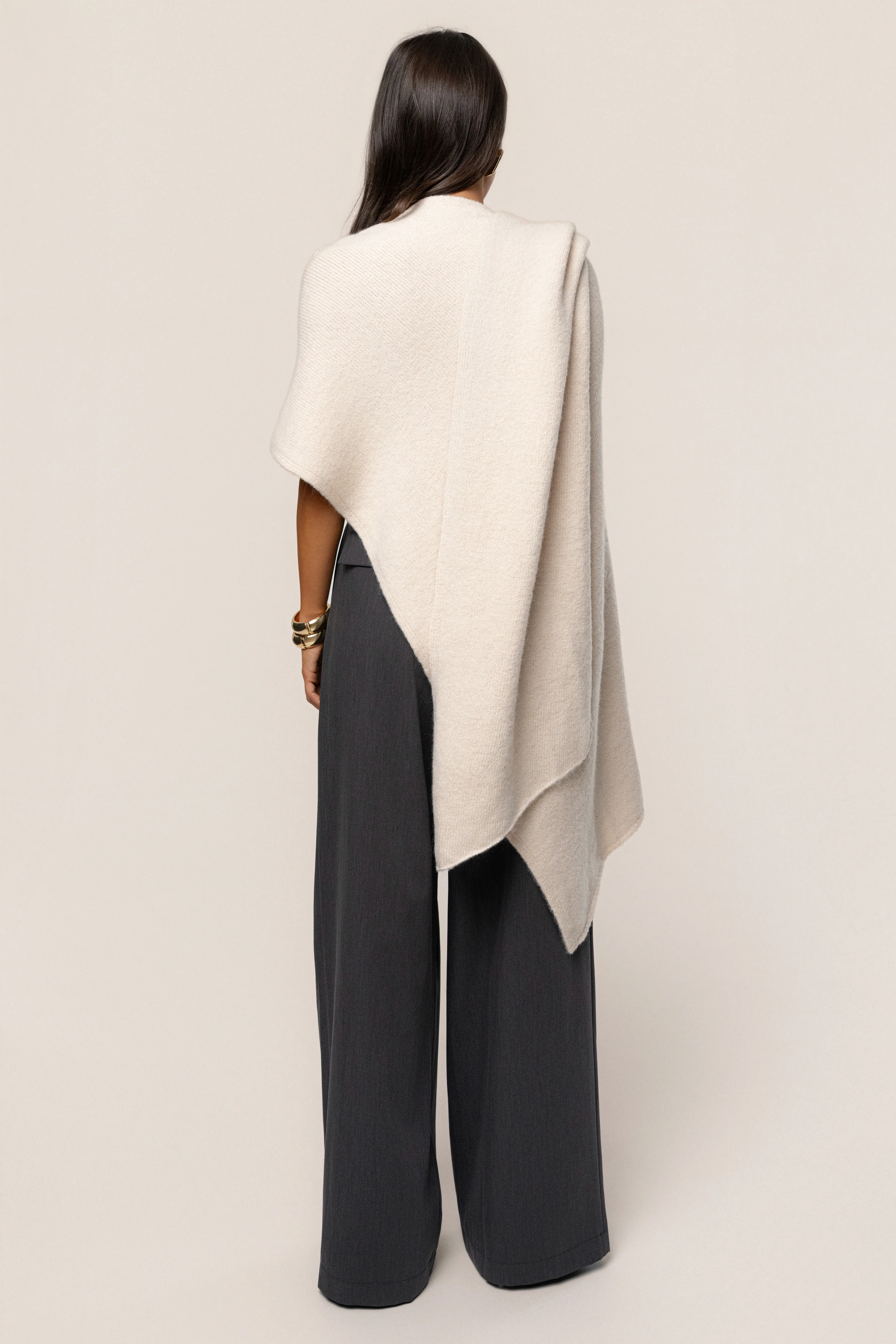 Ivory Radiance Knit Shawl - Image 7