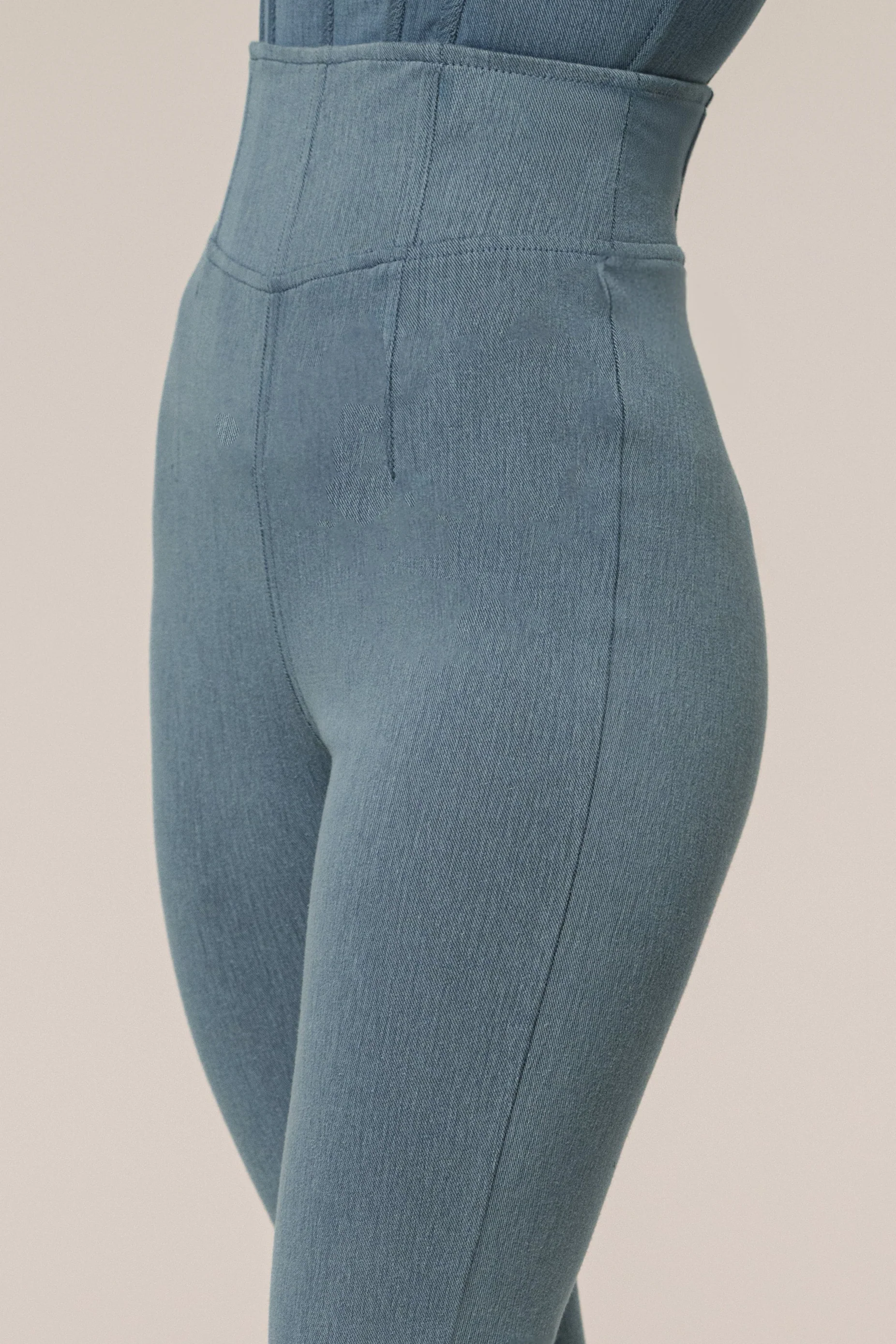Medium Wash ALICE HIGH WAISTED JEANS - Image 9