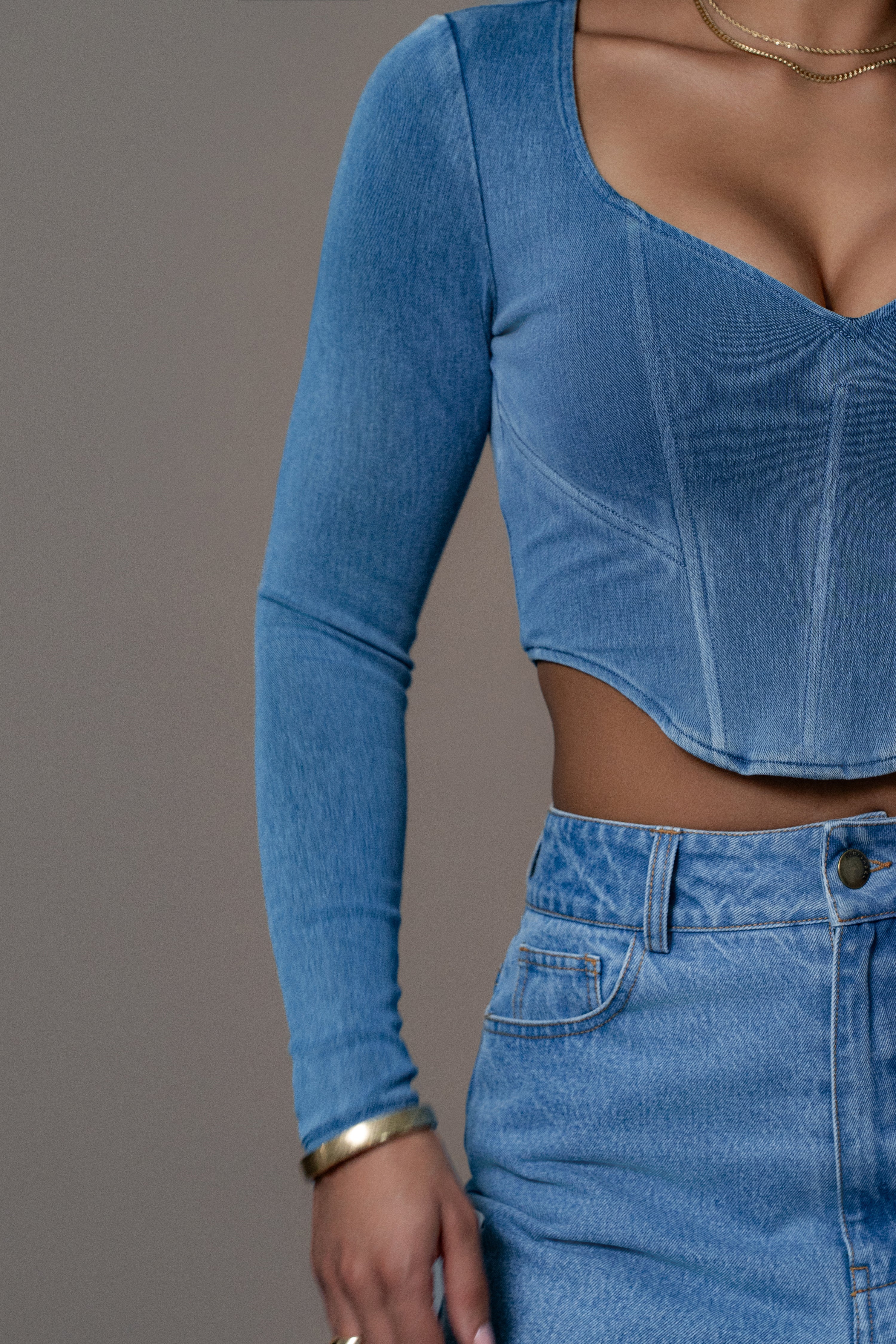 Medium Wash Tesa Sweetheart Denim Top - Image 11