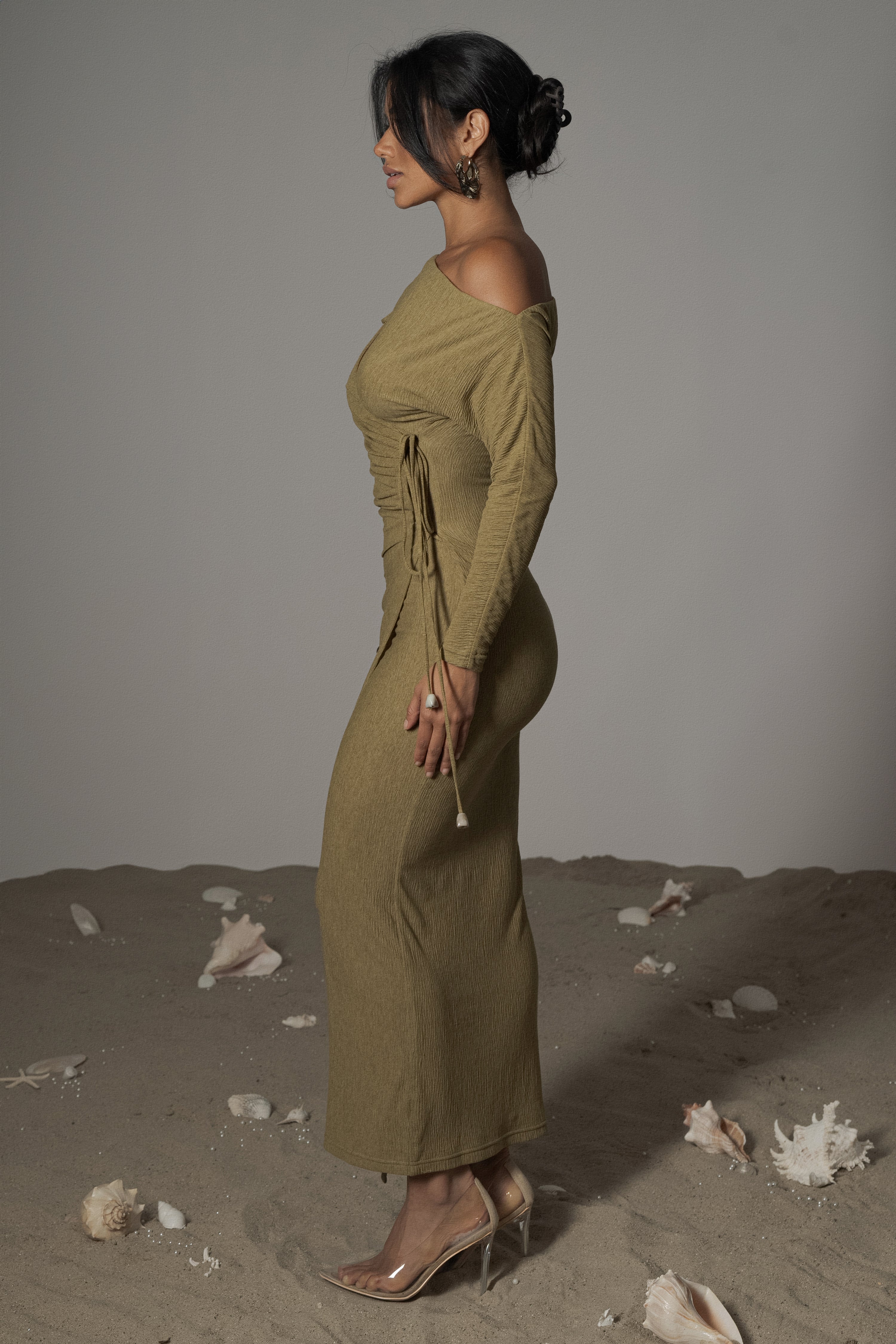 Moss Odelia Crinkled Maxi Dress - Image 4
