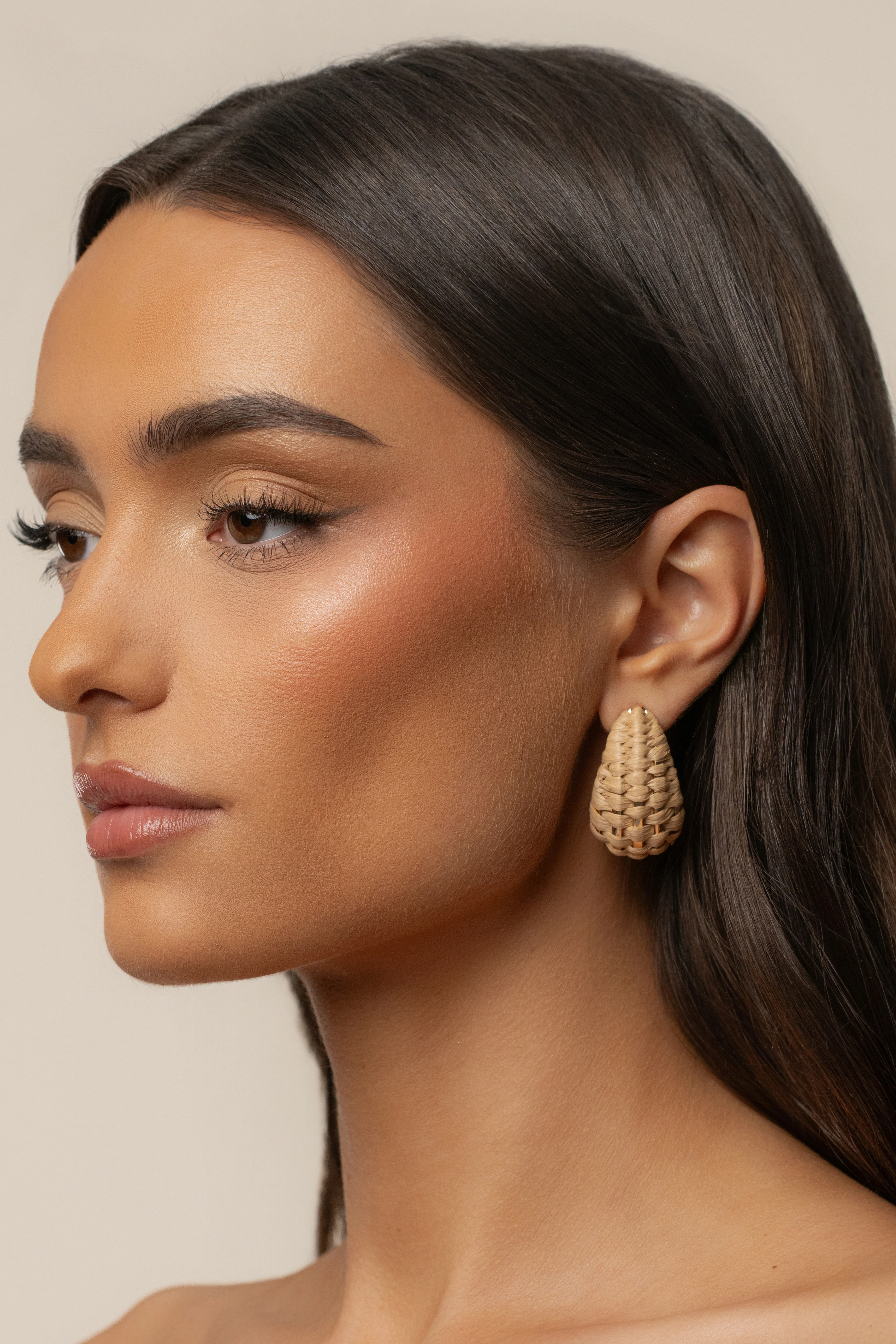Natural Alana Raffia Earrings - Image 2