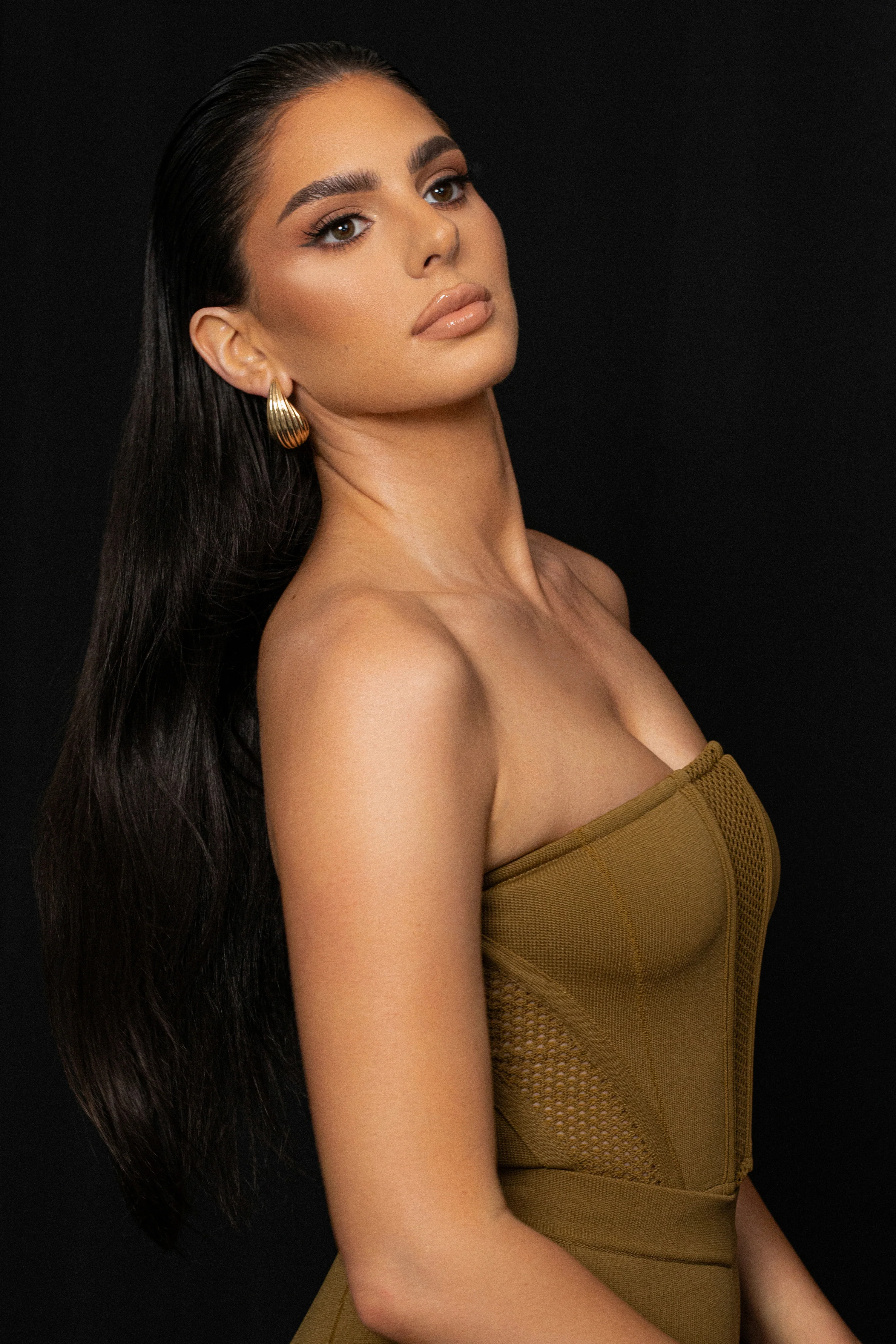 Olive Freda Knit Bustier - Image 11