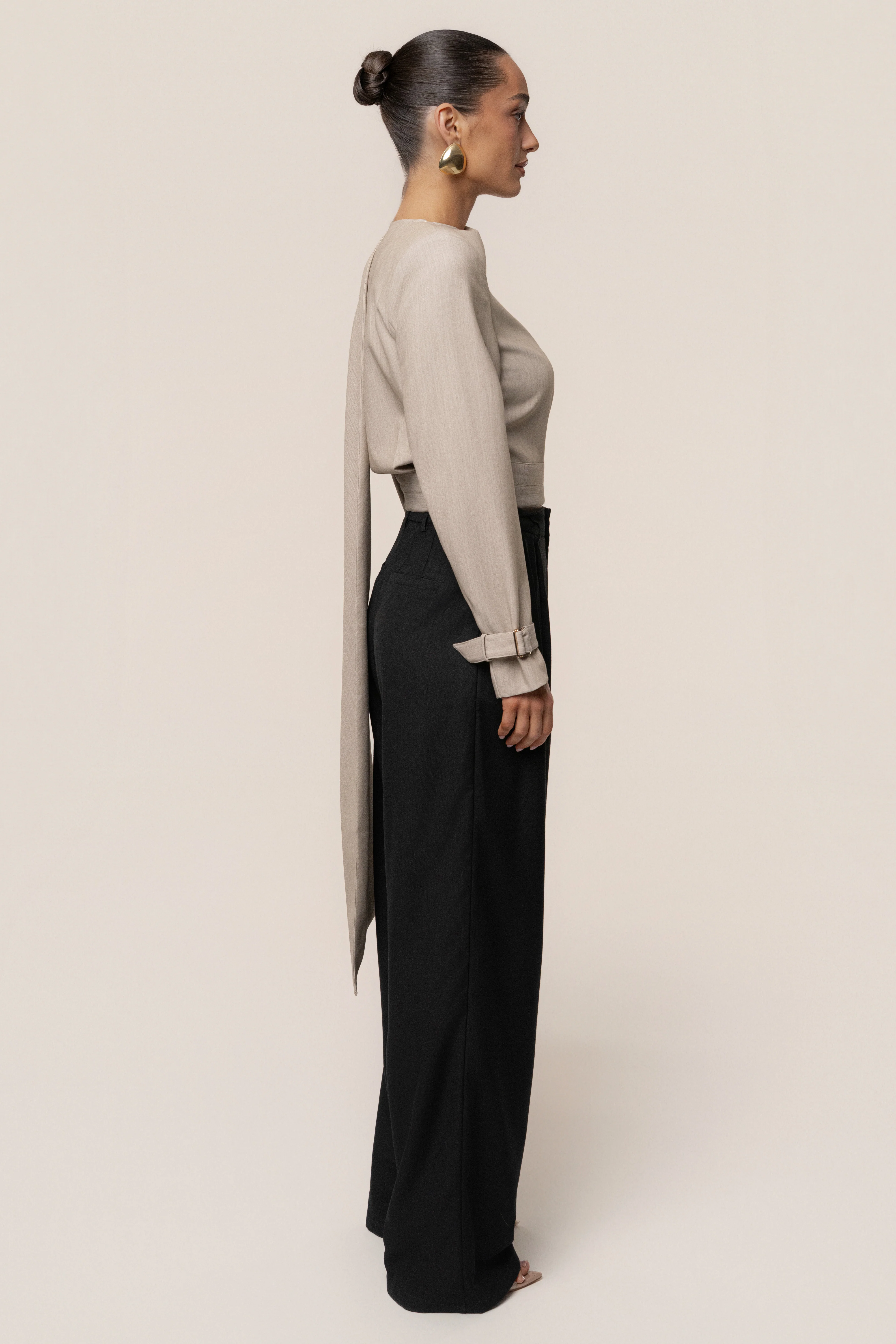Stone Aligned Scarf Top - Image 14