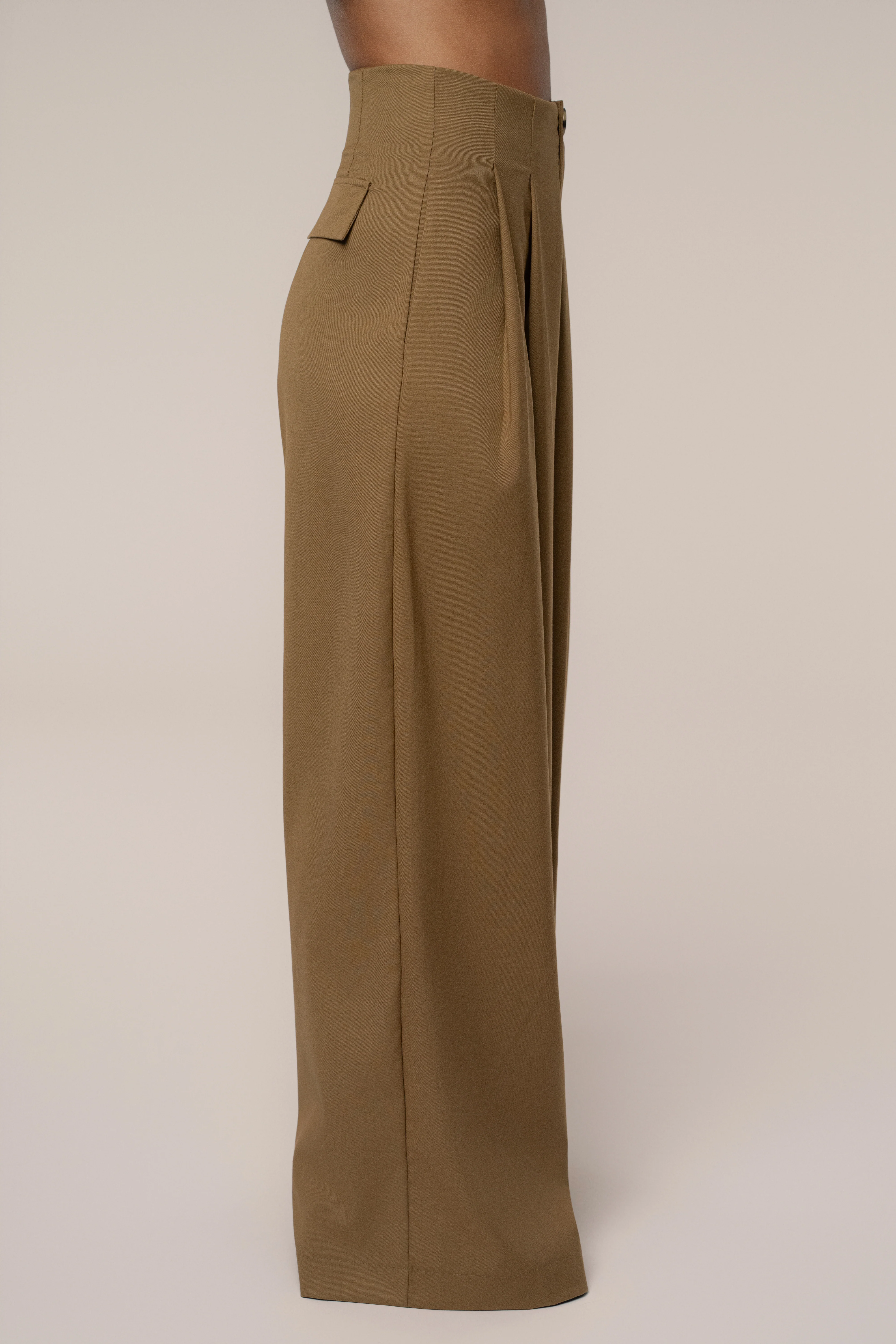 Tan Polished Pleat Trouser - Image 10