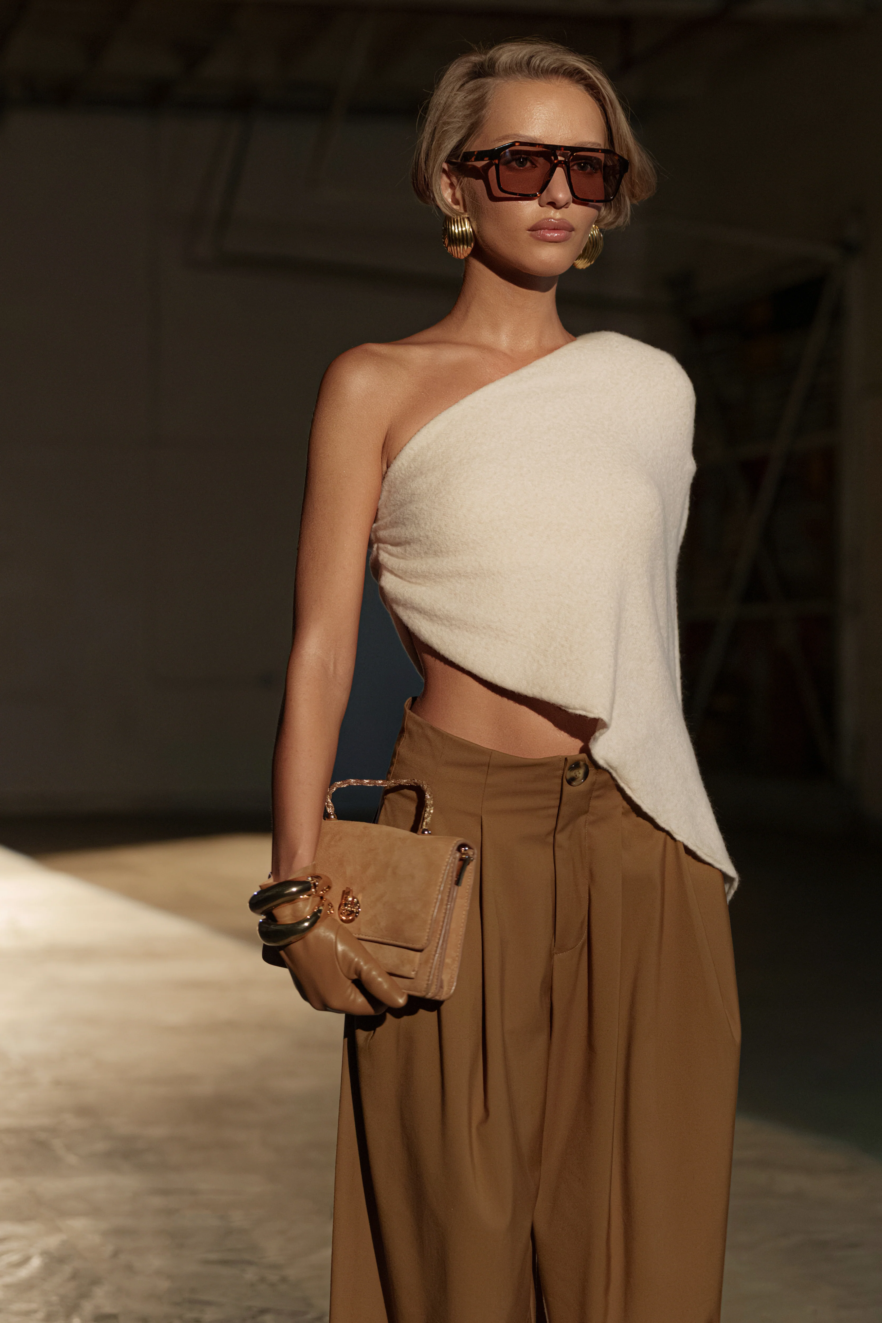 Tan Polished Pleat Trouser - Image 6